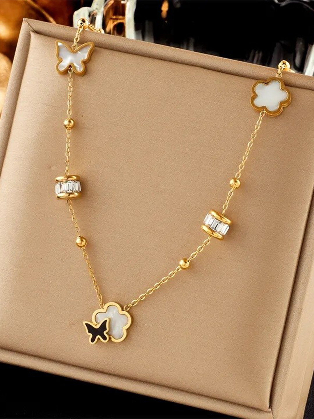 

KRYSTALZ Gold-Plated Minimal Necklace