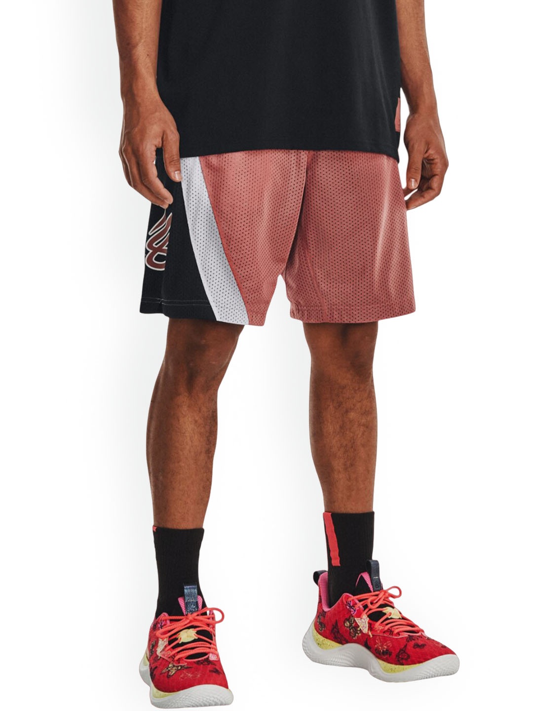 

UNDER ARMOUR Men Curry Splash 9" Colourblocked Loose Fit Sports Shorts, Red