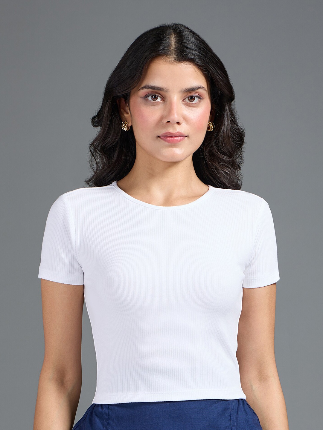

20Dresses White Round Neck Ribbed Crop T Shirt