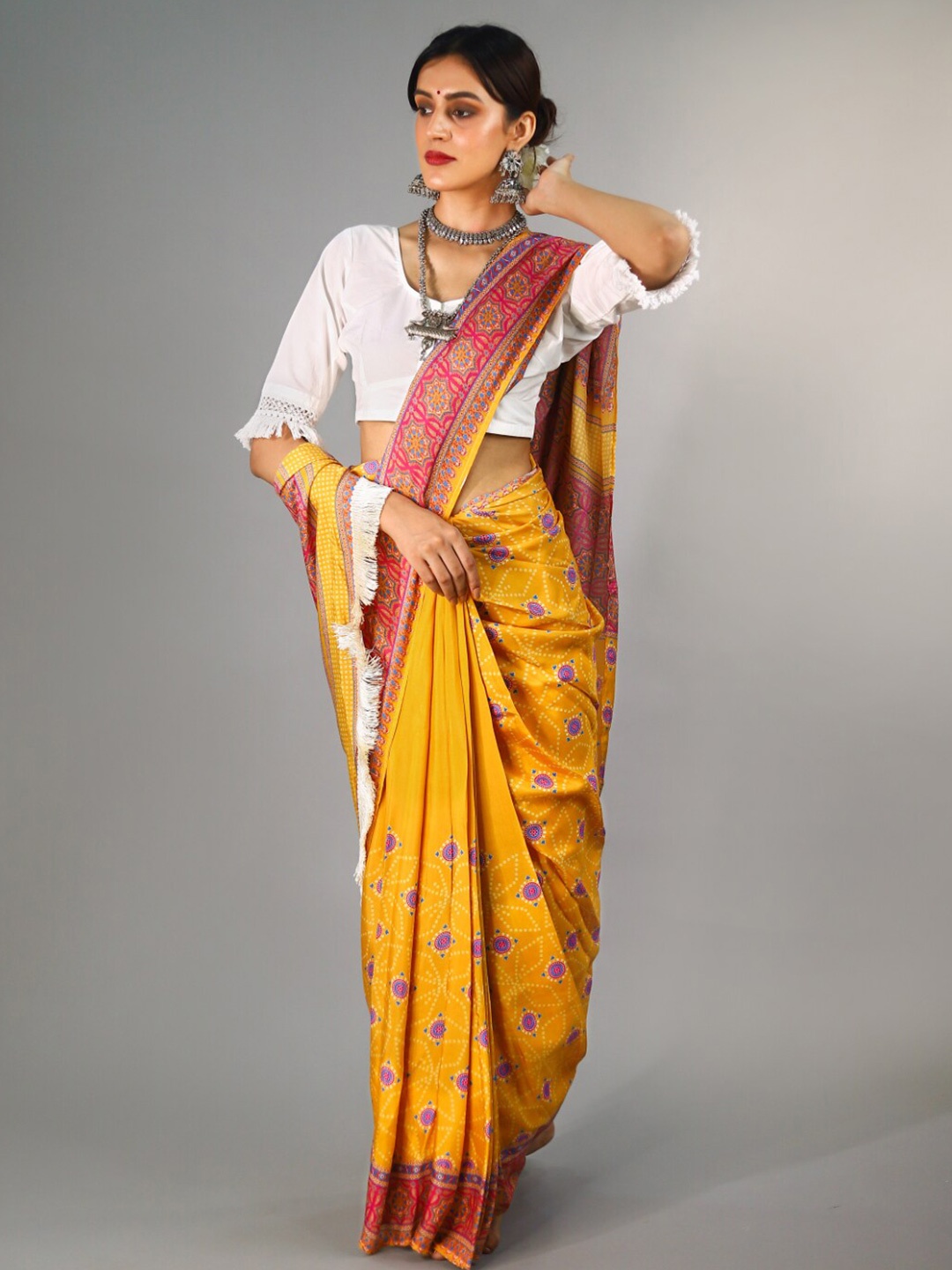

BUTA BUTI Pure Cotton Bandhani Saree, Yellow