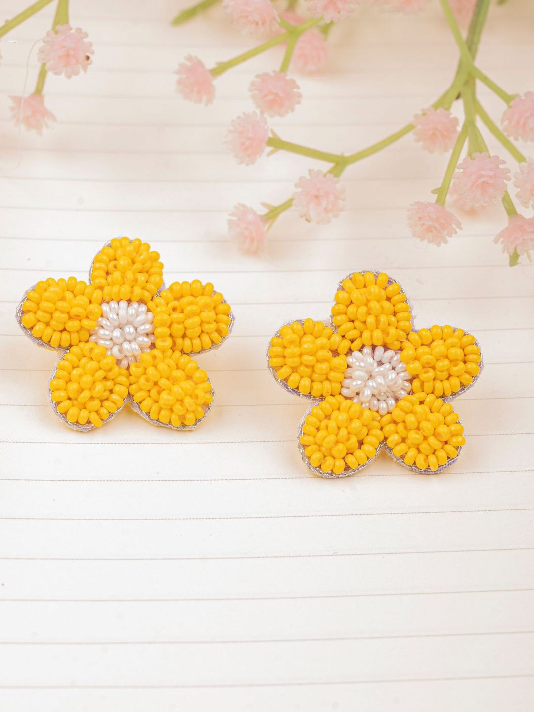 

Crunchy Fashion Floral Stud Earrings, Yellow