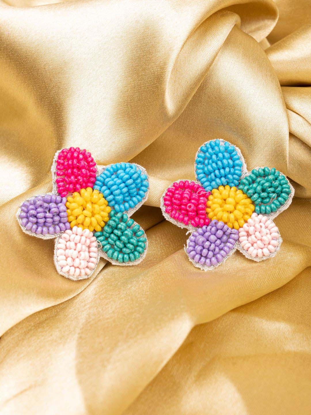 

Crunchy Fashion Beaded Floral Studs Earrings, Pink