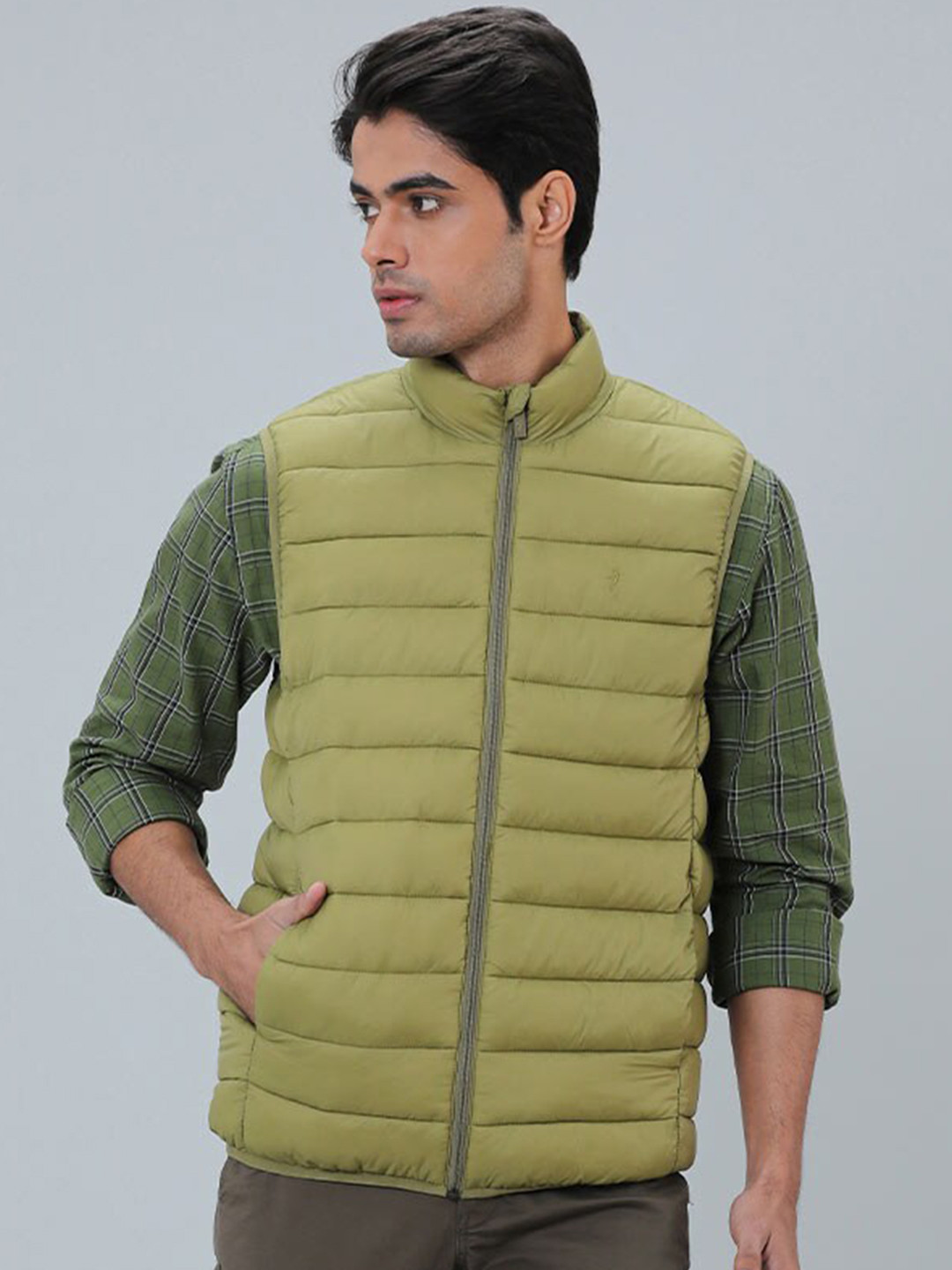 

Indian Terrain Mock Collar Long Sleeves Pure Nylon Puffer Jacket, Green