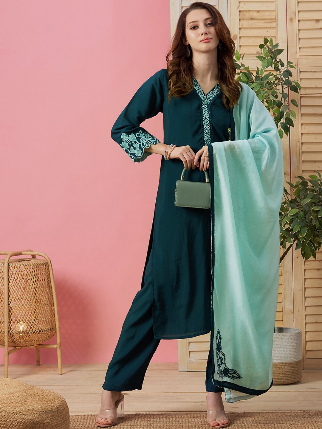 

Kiana House Of Fashion Floral Yoke Design Regular Thread Work Kurta With Trousers & Dupatta, Blue
