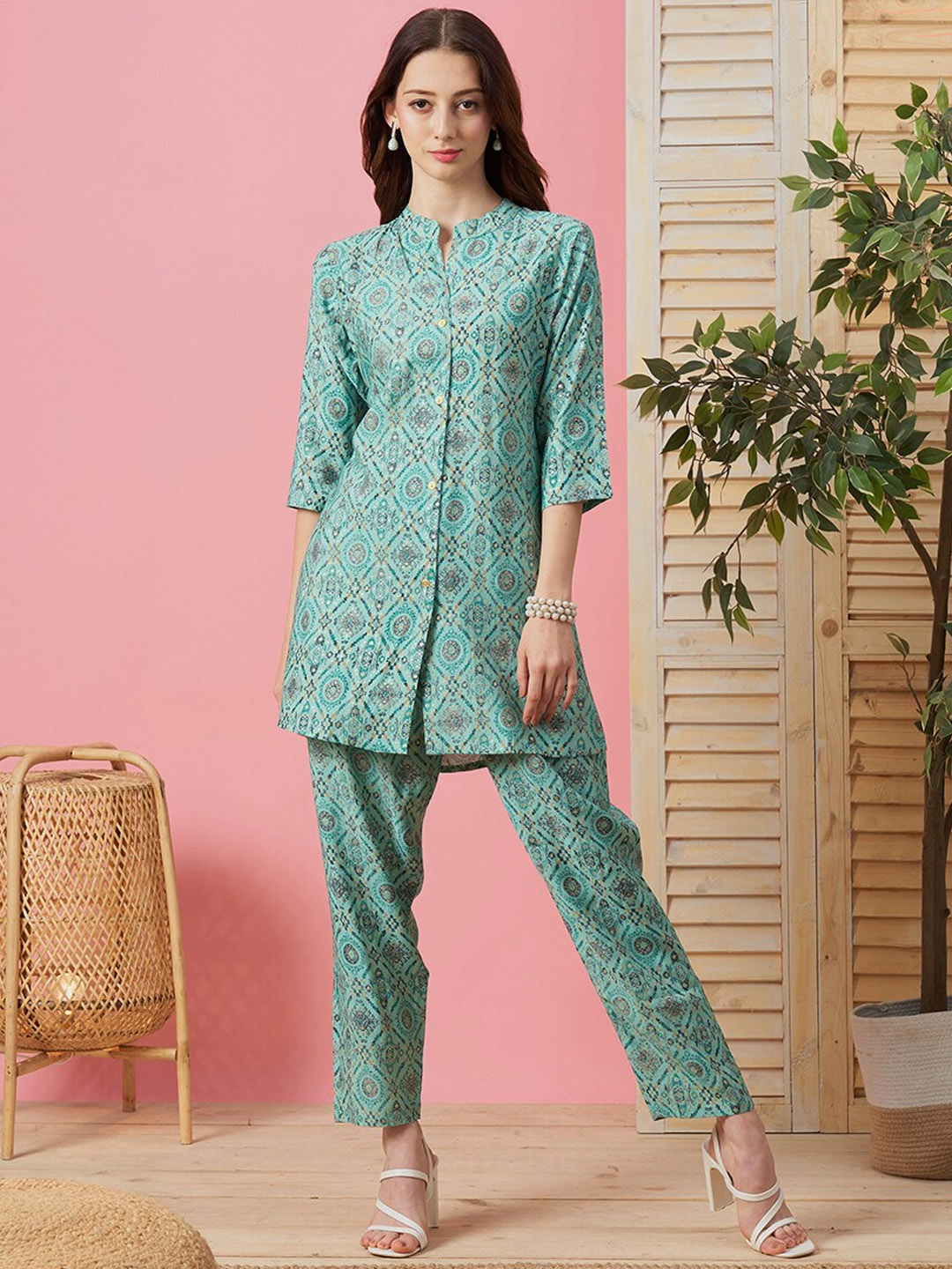 

Kiana Printed Mandarin Collar Tunic With Trousers, Blue