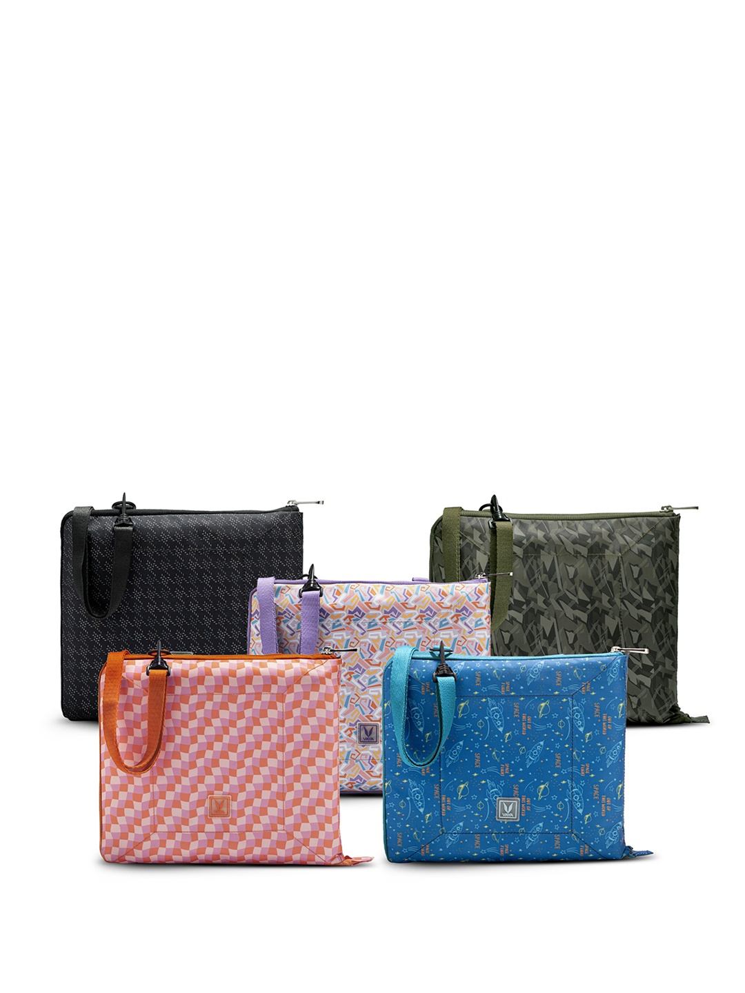 

Vaya Printed Mini Lunch Bag With Sling Bag, Orange
