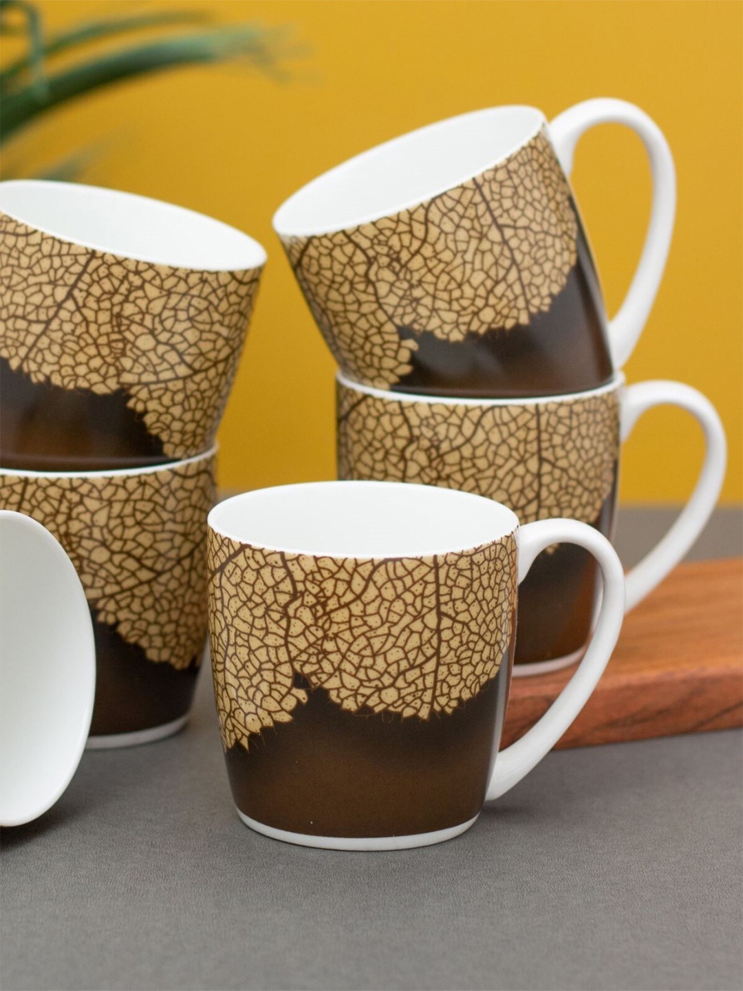 

CLAY CRAFT White & Brown Printed 6 Pieces Printed Ceramic Glossy Cups - 180 ML Each