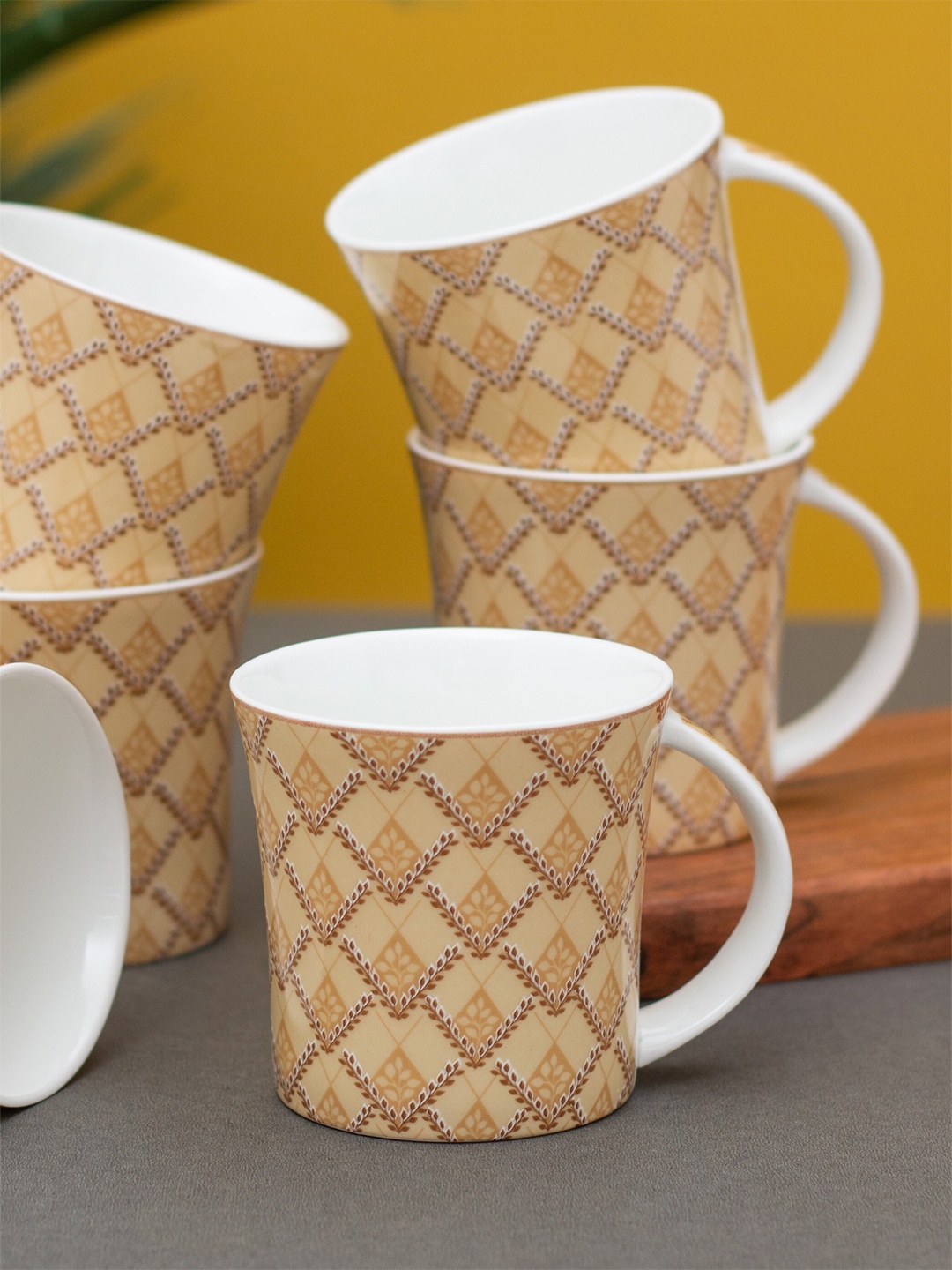 

CLAY CRAFT 6 Pcs Beige & White Printed Ceramic Glossy Cups - 180 ML Each