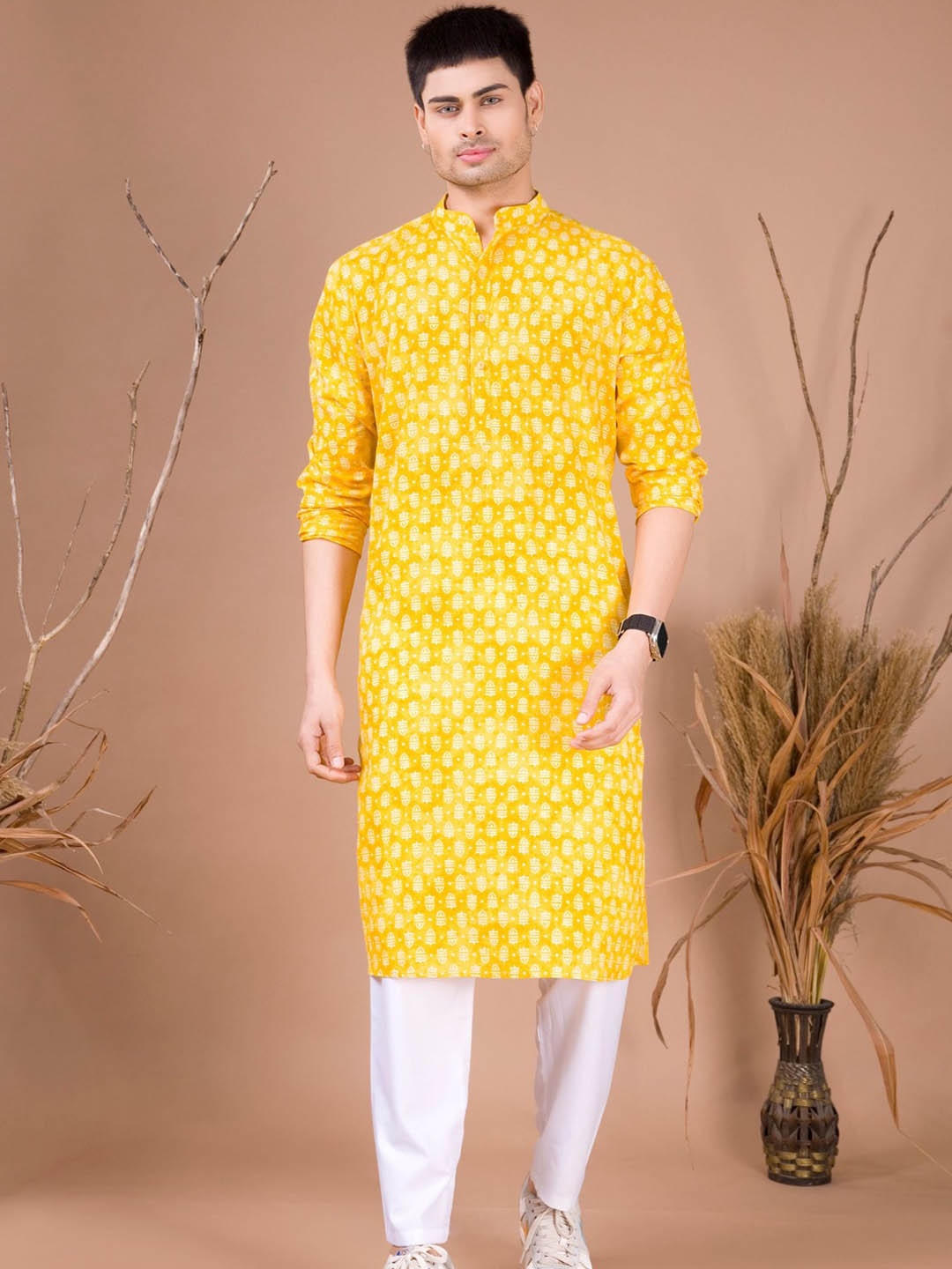 

SHIWAM ETHNIX Ethnic Motifs Printed Regular Kurta with Pyjamas, Yellow