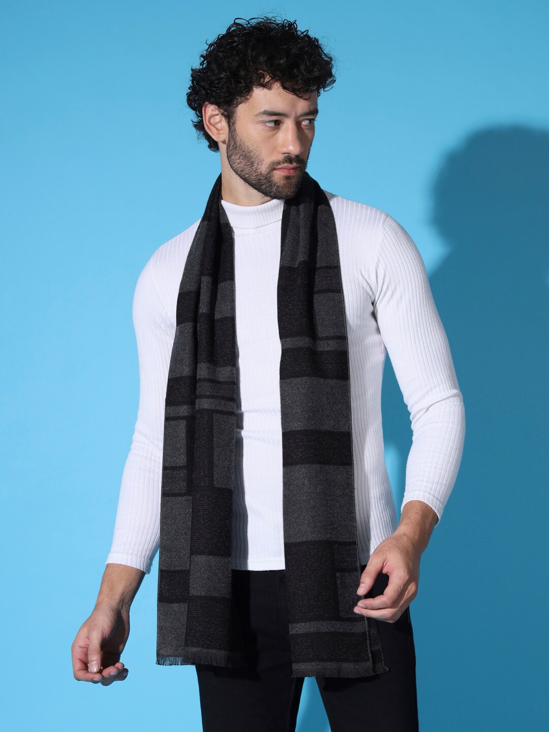 

MODARTA Men Checked Mufflers, Black