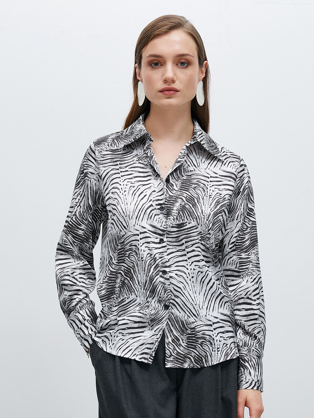 

Koton Abstract Printed Spread Collar Casual Shirt, White