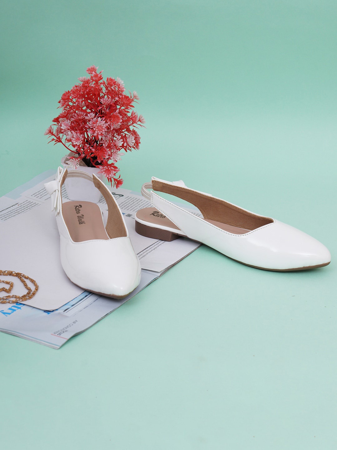 

Retro Walk Pointed Toe Sling Back Mules, White