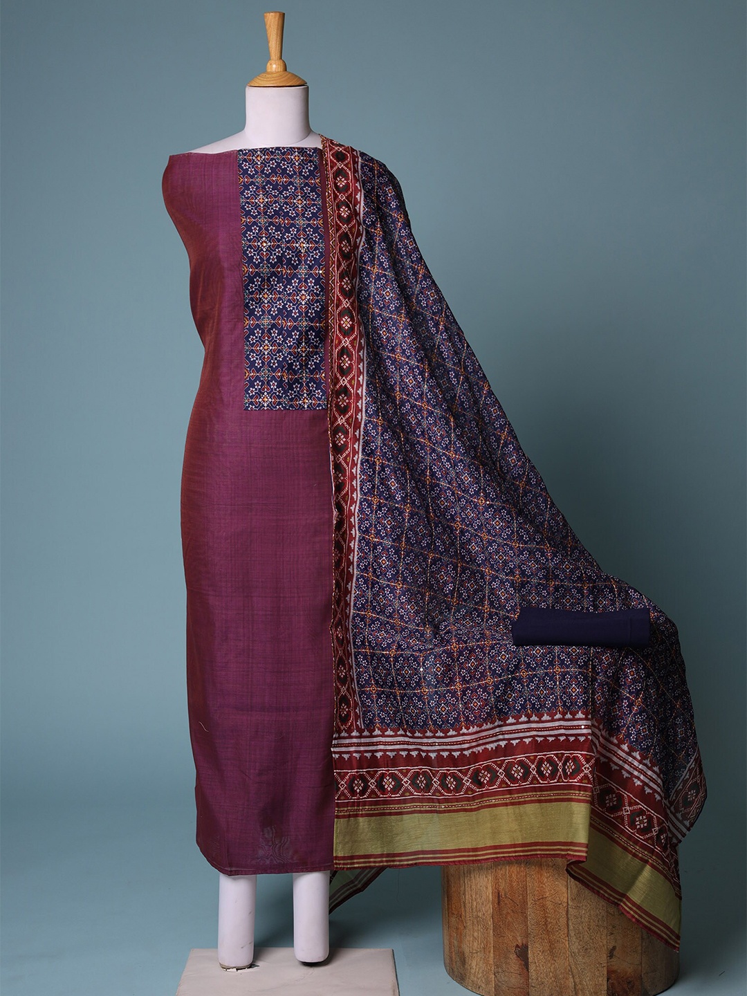 

ZARI Purple & Blue Unstitched Dress Material