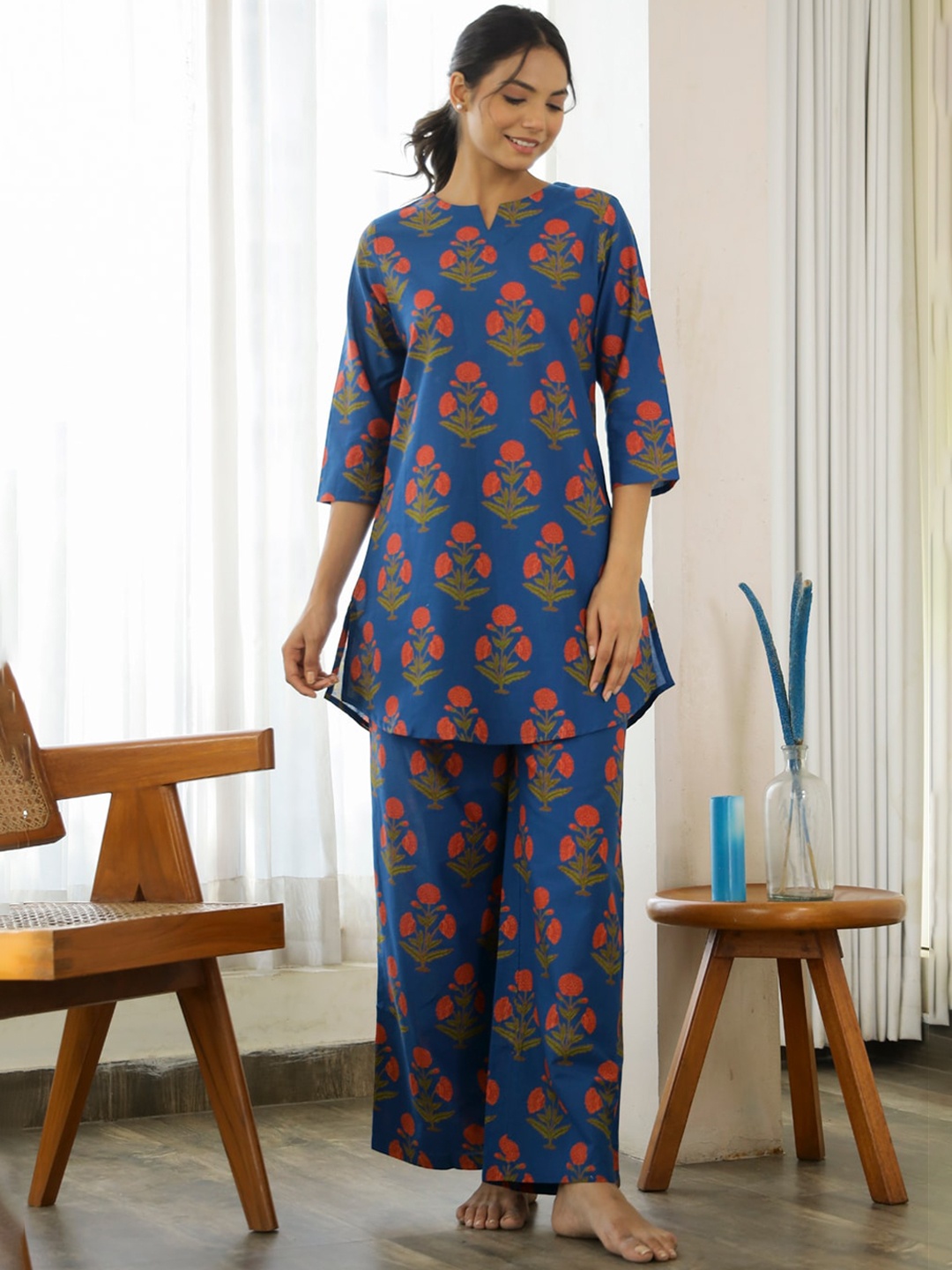 

SANSKRUTIHOMES Floral Printed Pure Cotton Night suit, Blue