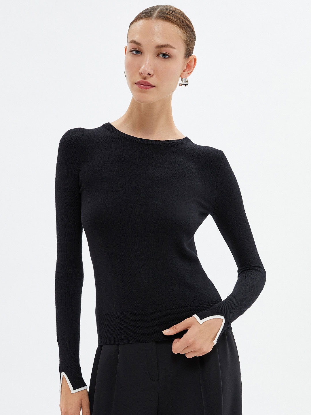 

Koton Round Neck Pullover, Black