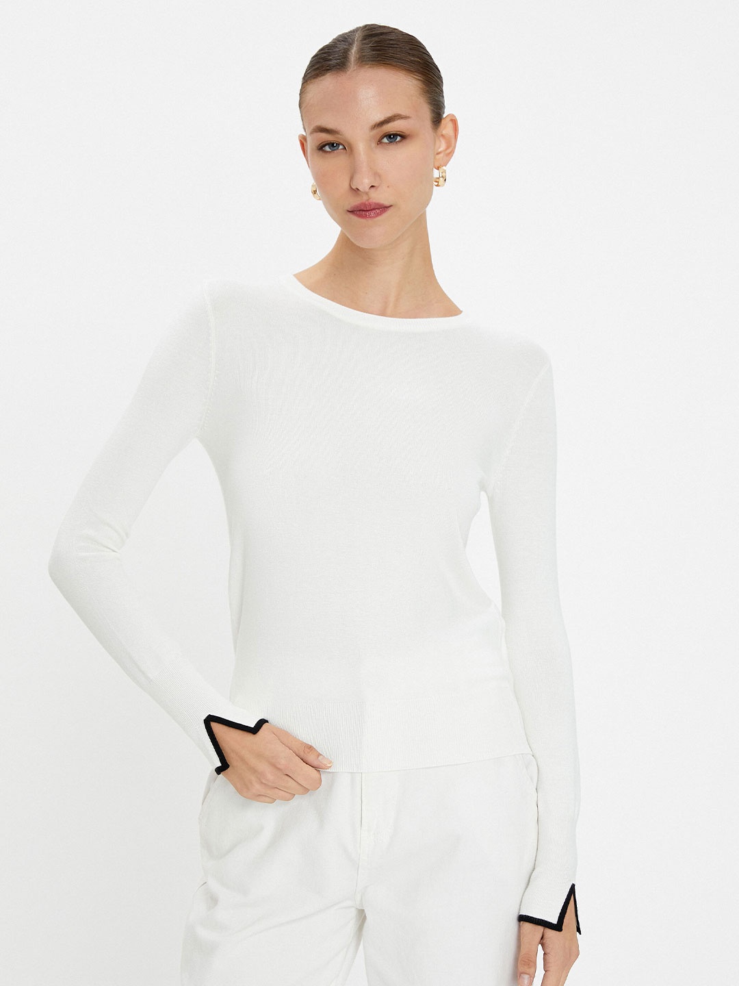 

Koton Ribbed Round Neck Pullover, White