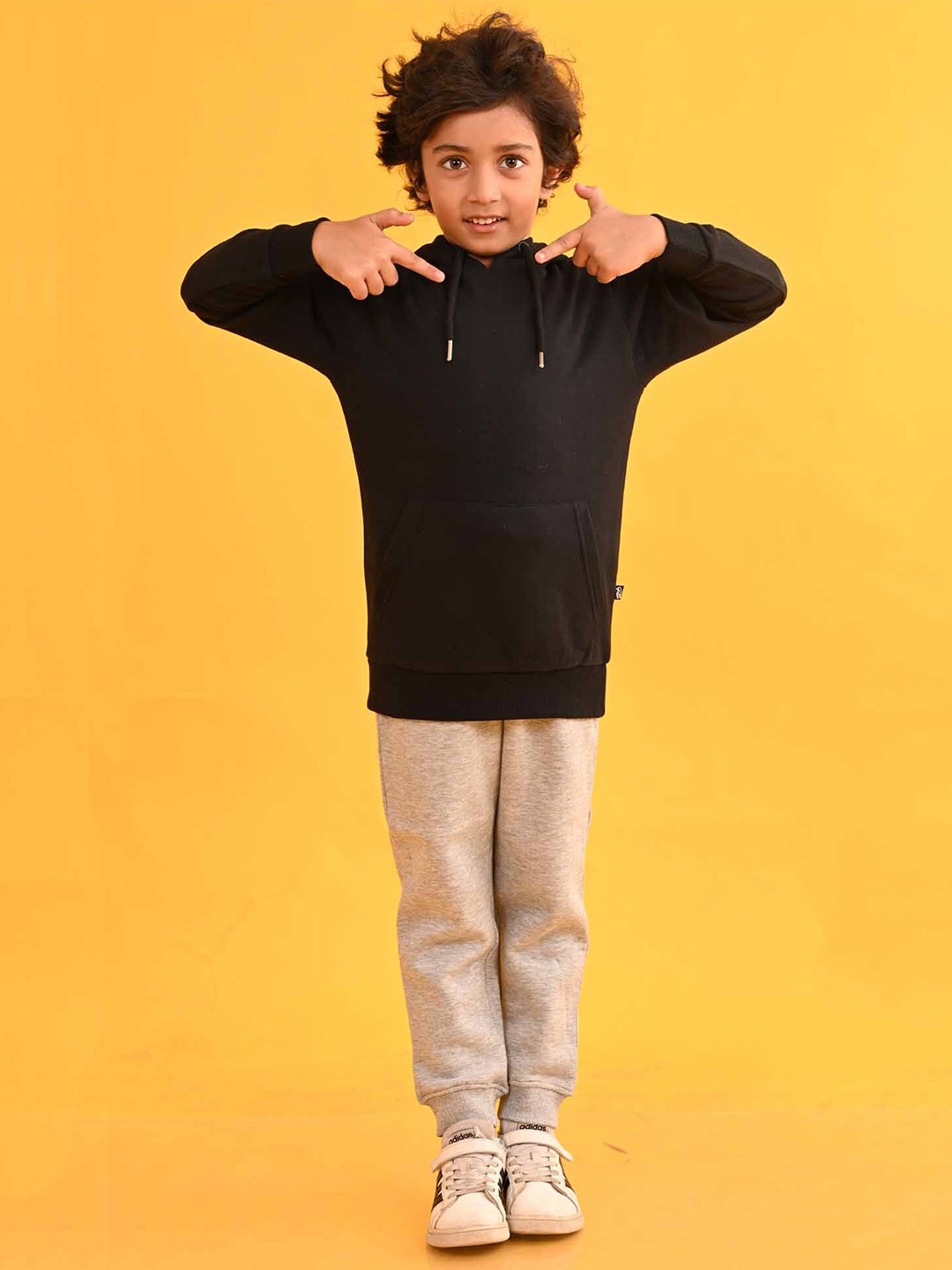 

Anthrilo Boys Hooded Sweatshirt With Joggers, Black