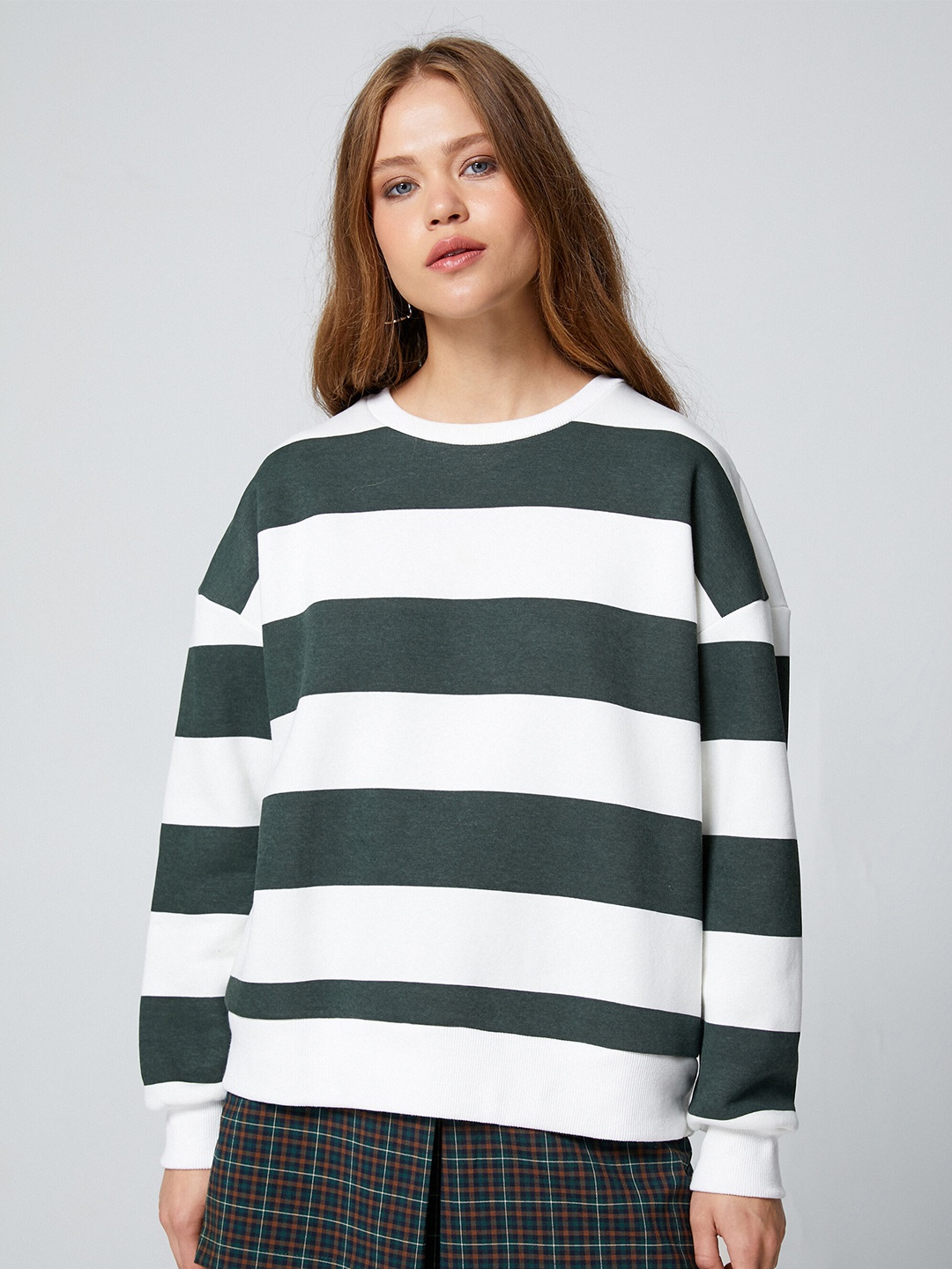 

Koton Striped Round Neck Sweatshirt, Green