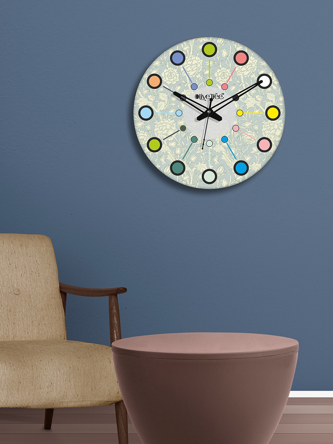 

OLIVE TREE Grey & Green Printed Round Shape Contemporary Analogue Wall Clock