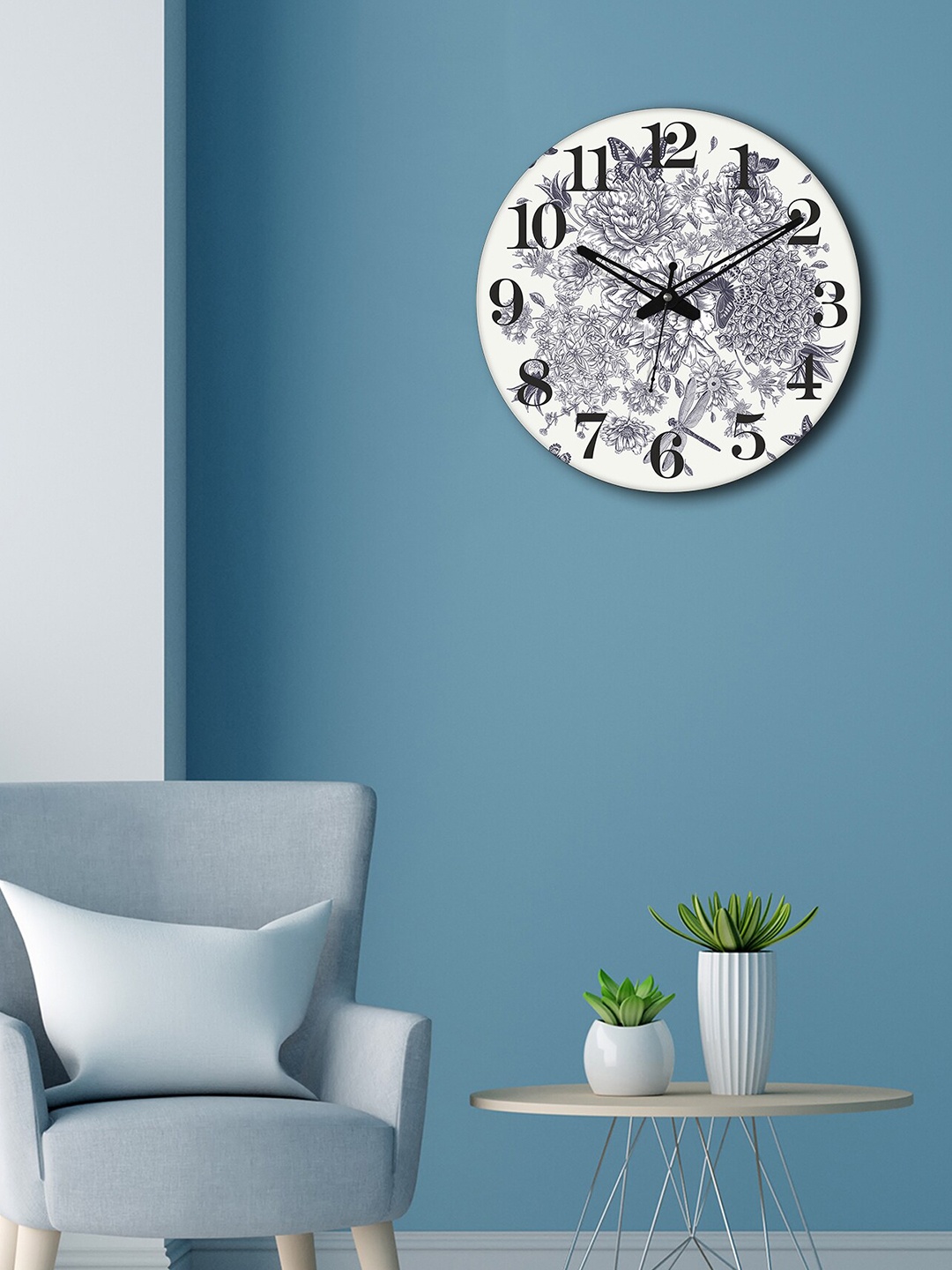 

OLIVE TREE White & Grey Printed Round Shape Contemporary Analogue Wall Clock