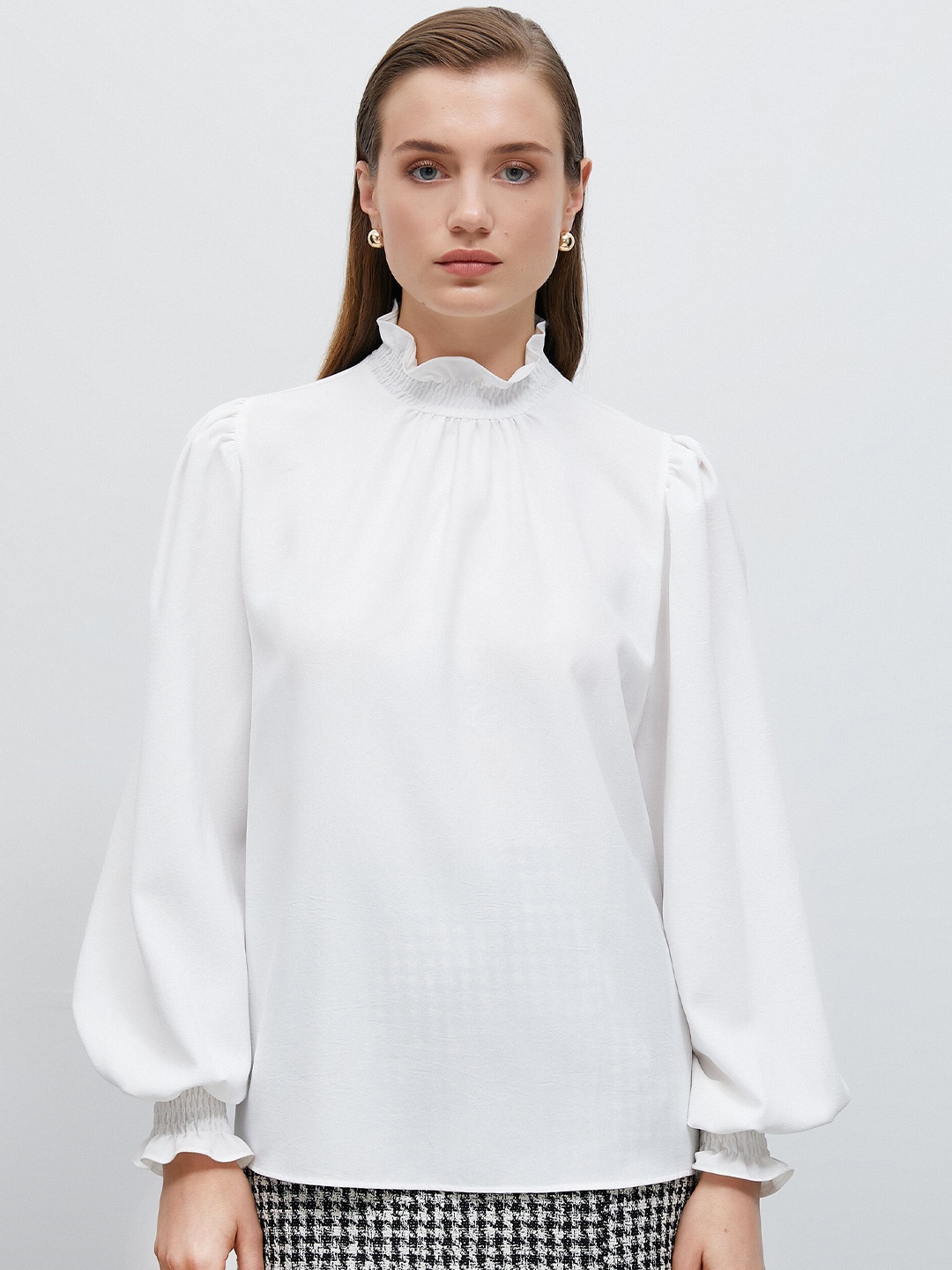 

Koton High Neck Puff Sleeves Top, White