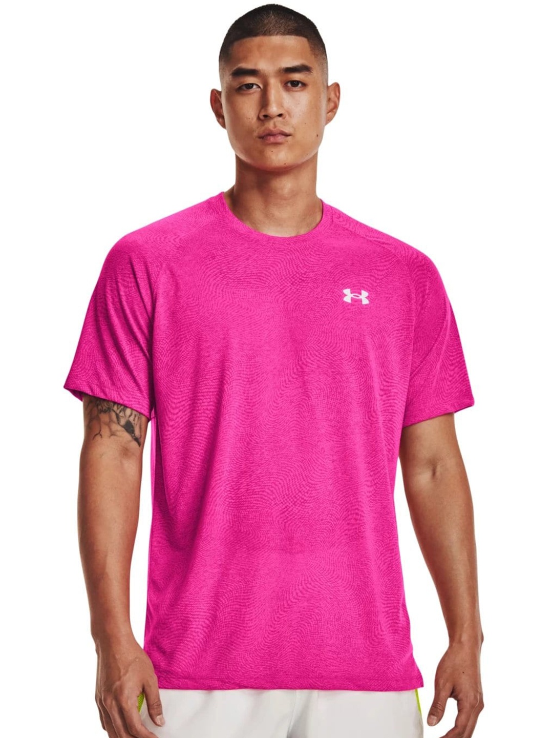 

UNDER ARMOUR Streaker Micro Mesh Short Sleeves Slim-Fit T-Shirt, Pink