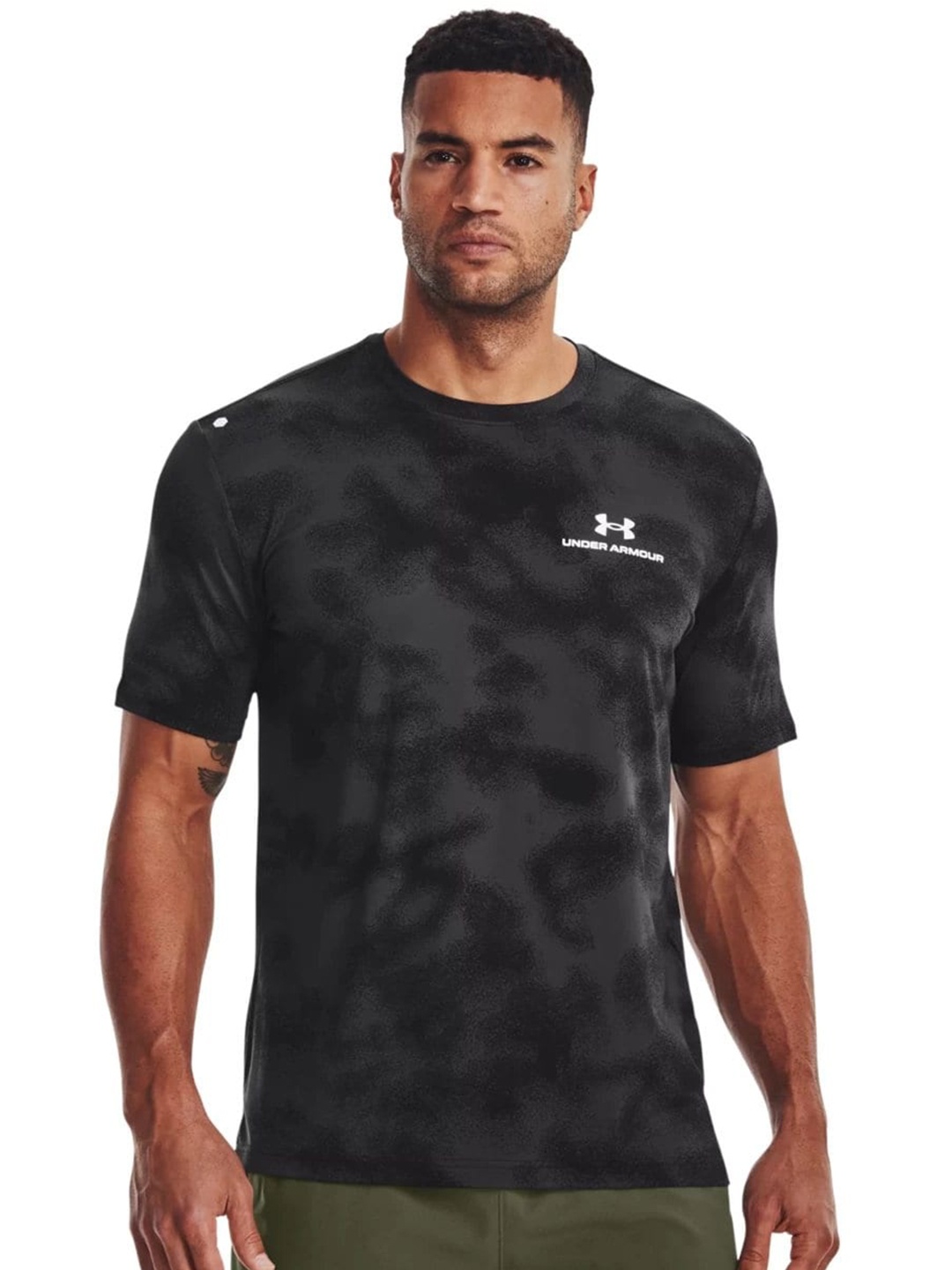 

UNDER ARMOUR RUSH Energy Printed Short Sleeves Relaxed Fit T-Shirt, Black