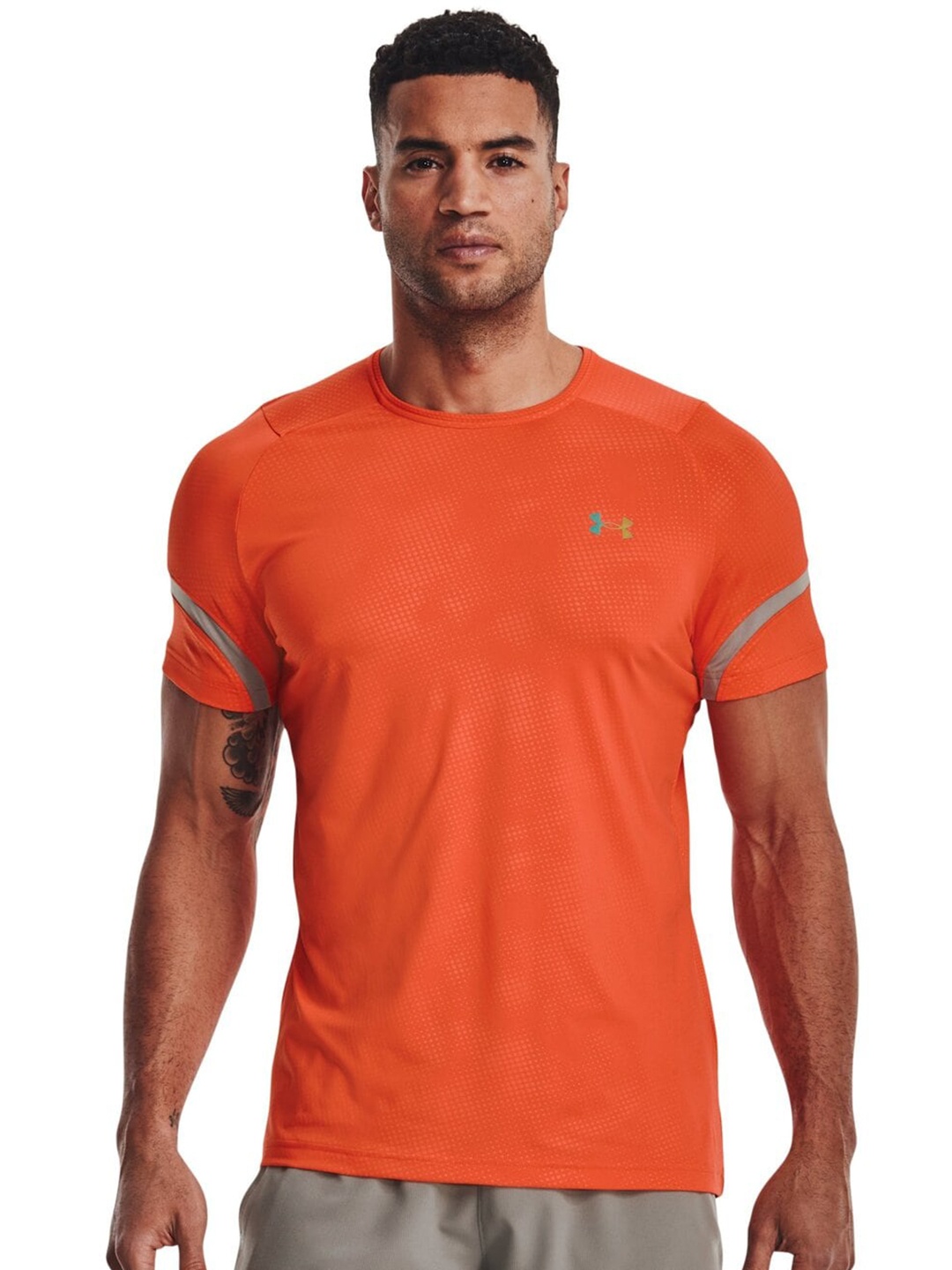 

UNDER ARMOUR Self-Designed RUSH Emboss Short Sleeves T-shirt, Orange