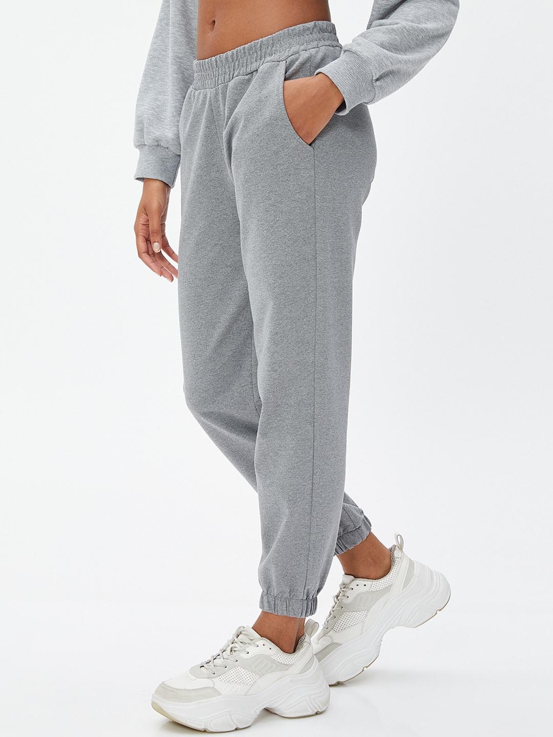 

Koton Women Regular Fit Mid-Rise Jogger, Grey