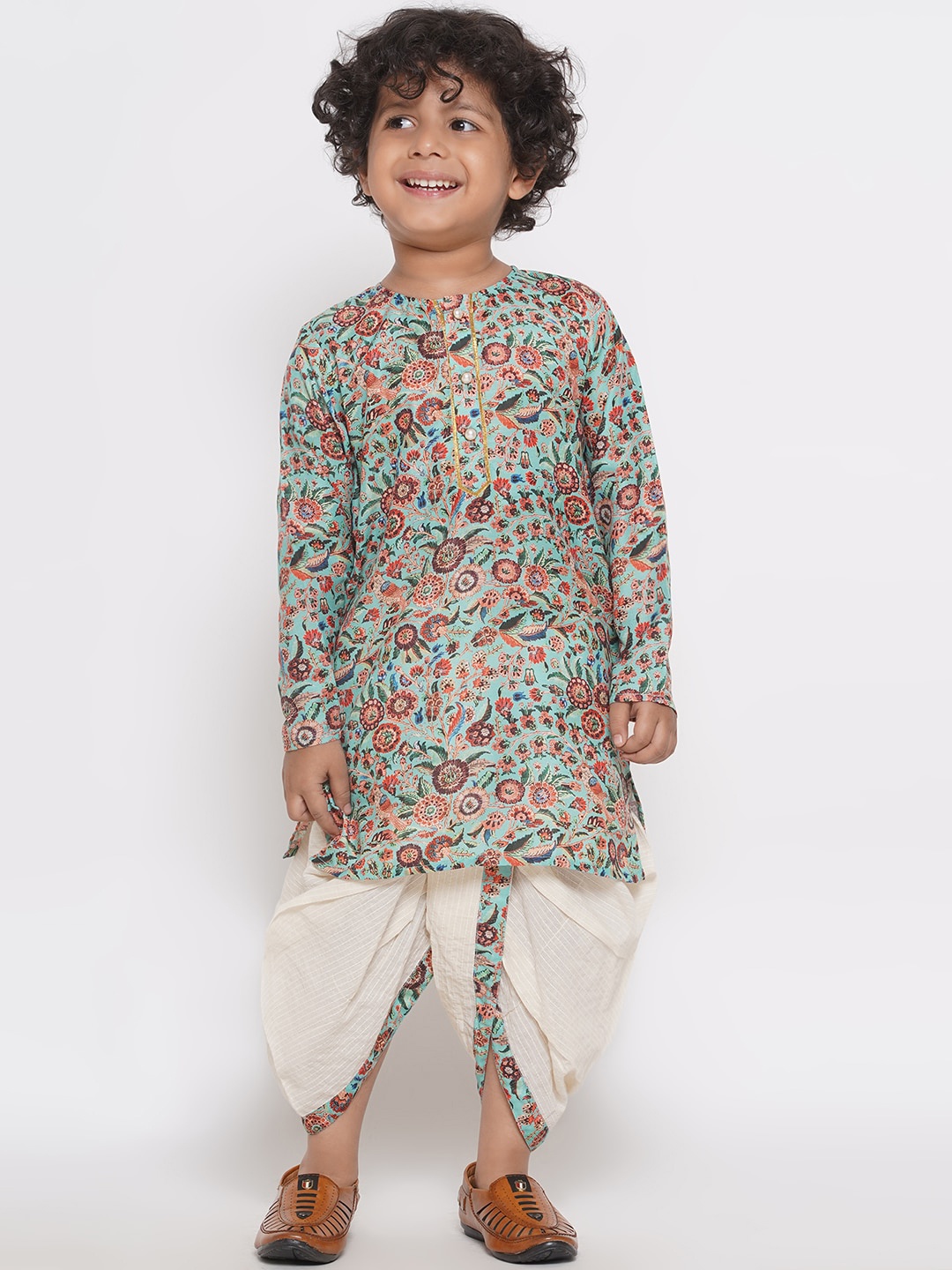 

Little Bansi Boys Floral Printed Gotta Patti Regular Kurta With Dhoti Pants, Cream