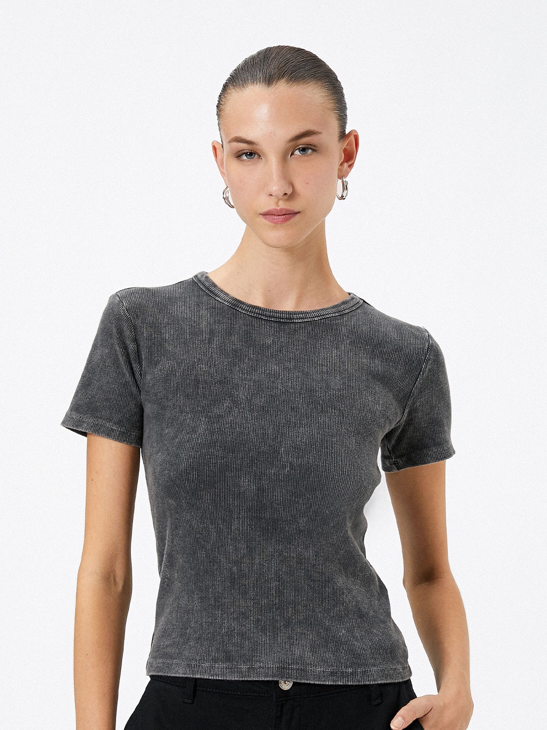 

Koton Round Neck Short Sleeves T-shirt, Grey