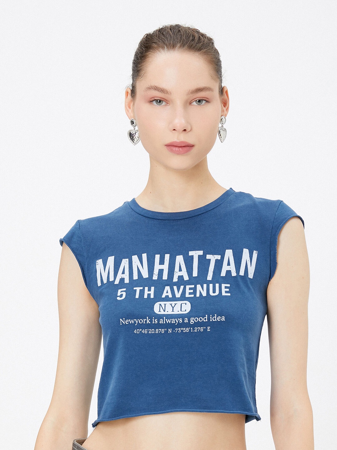 

Koton Typography Printed Pure Cotton Fitted Crop Top, Blue