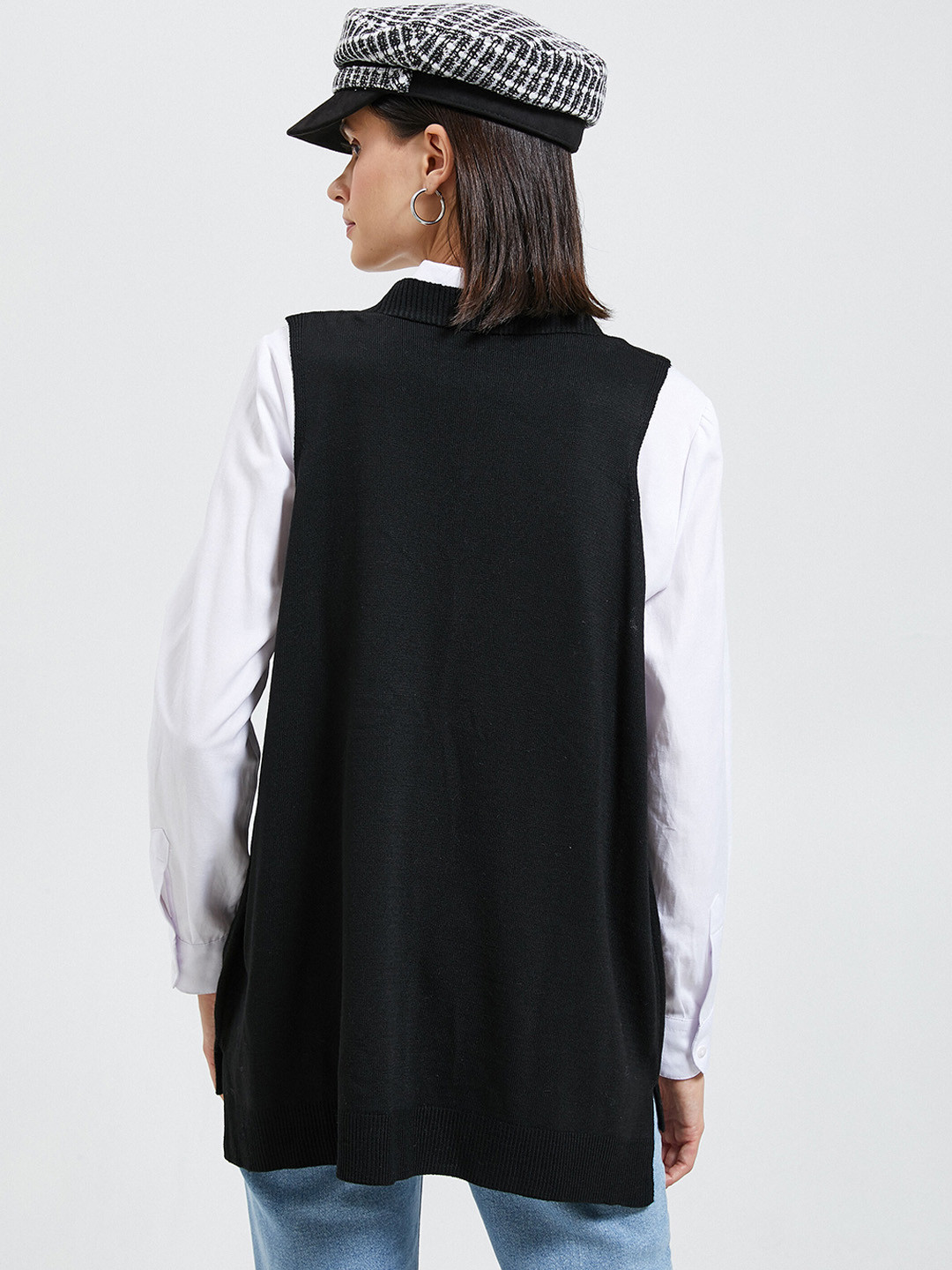 

Koton V-Neck Sweater Vest, Black