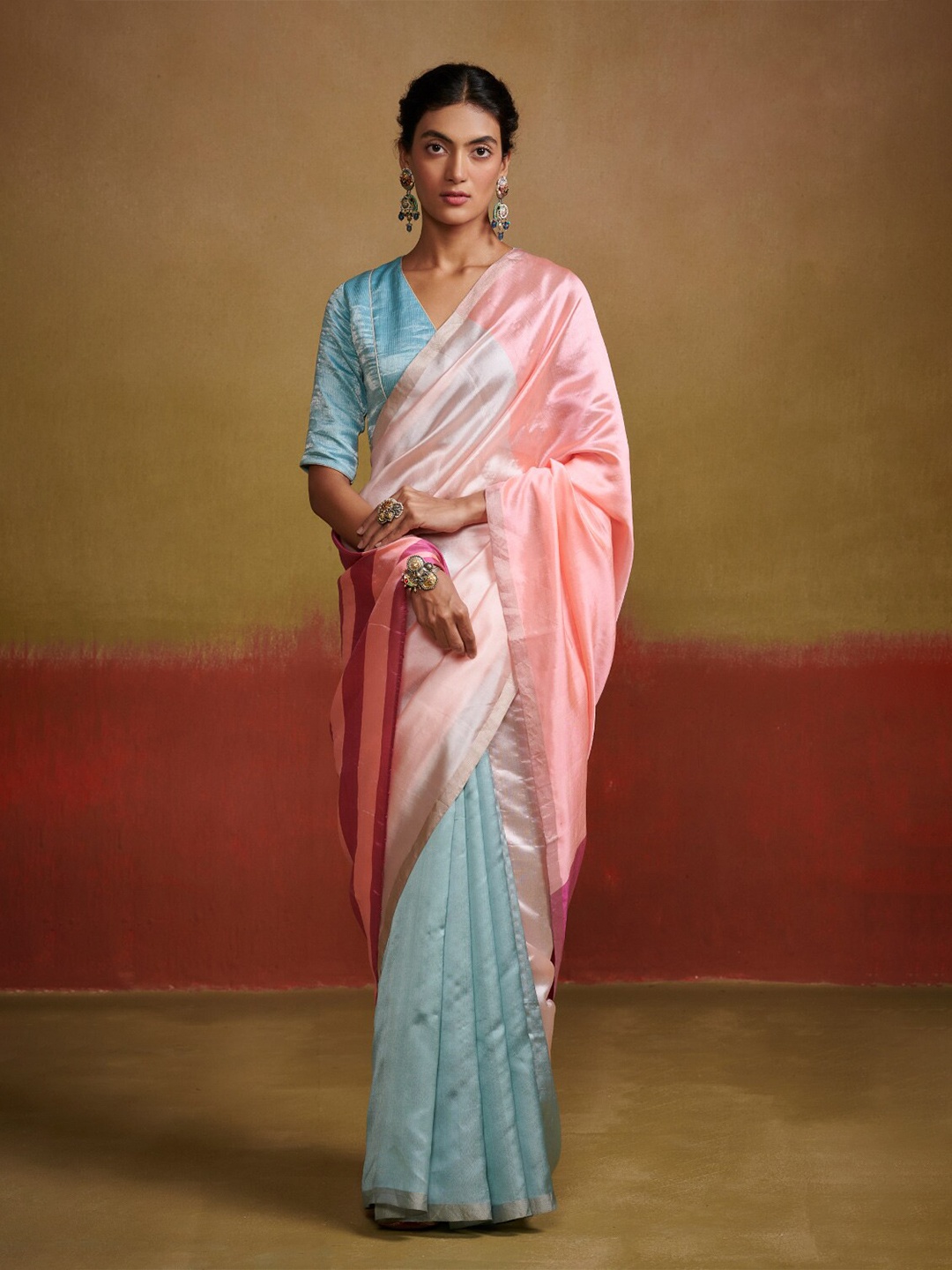 

Dressfolk Colourblocked Zari Pure Silk Saree, Blue