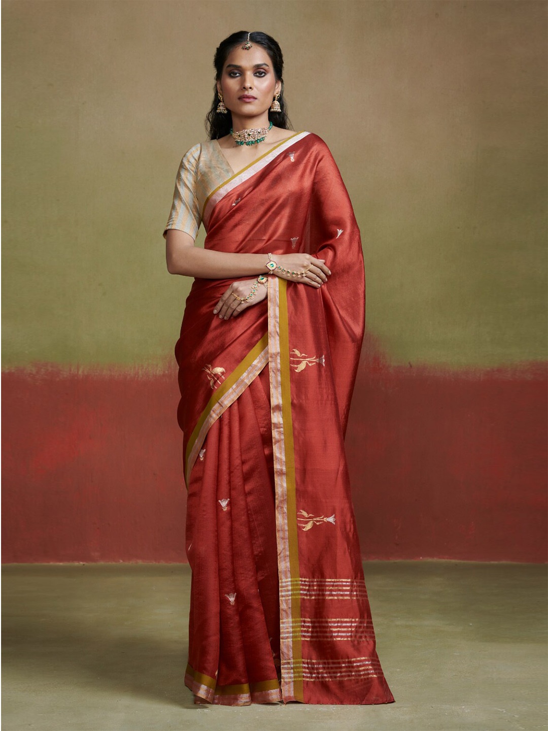 

Dressfolk Hansika Ethnic Motifs Zari Chanderi Pure Silk Saree, Red
