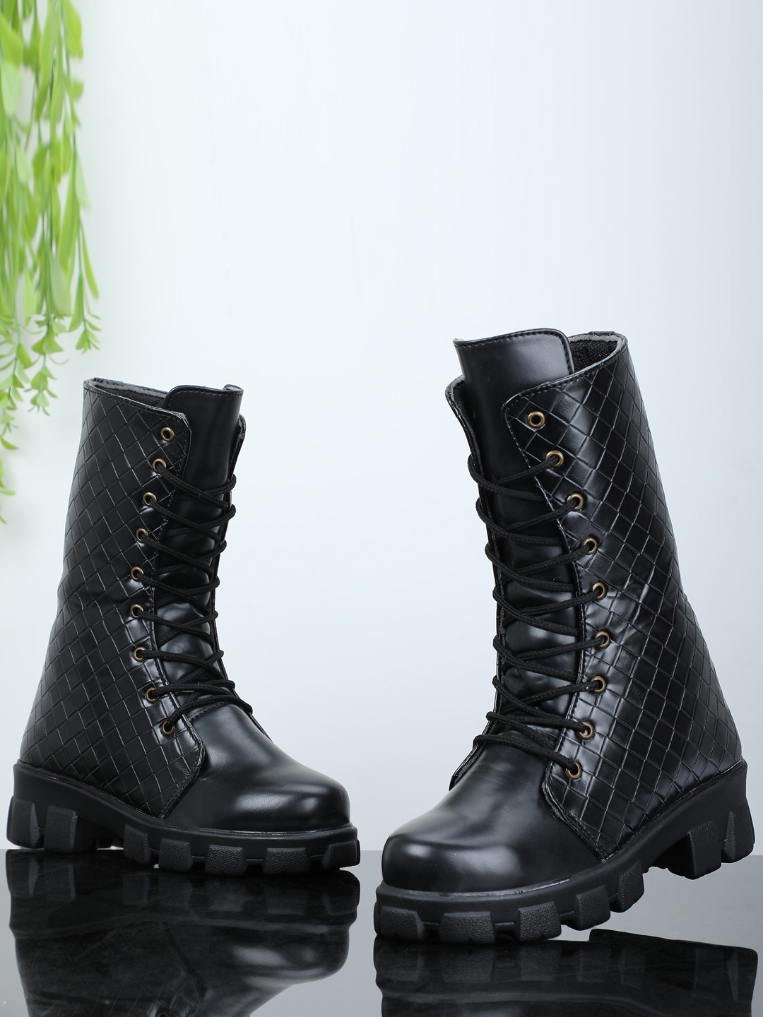 

FASHIMO Women Textured Block-Heeled High-Top Regular Boots, Black