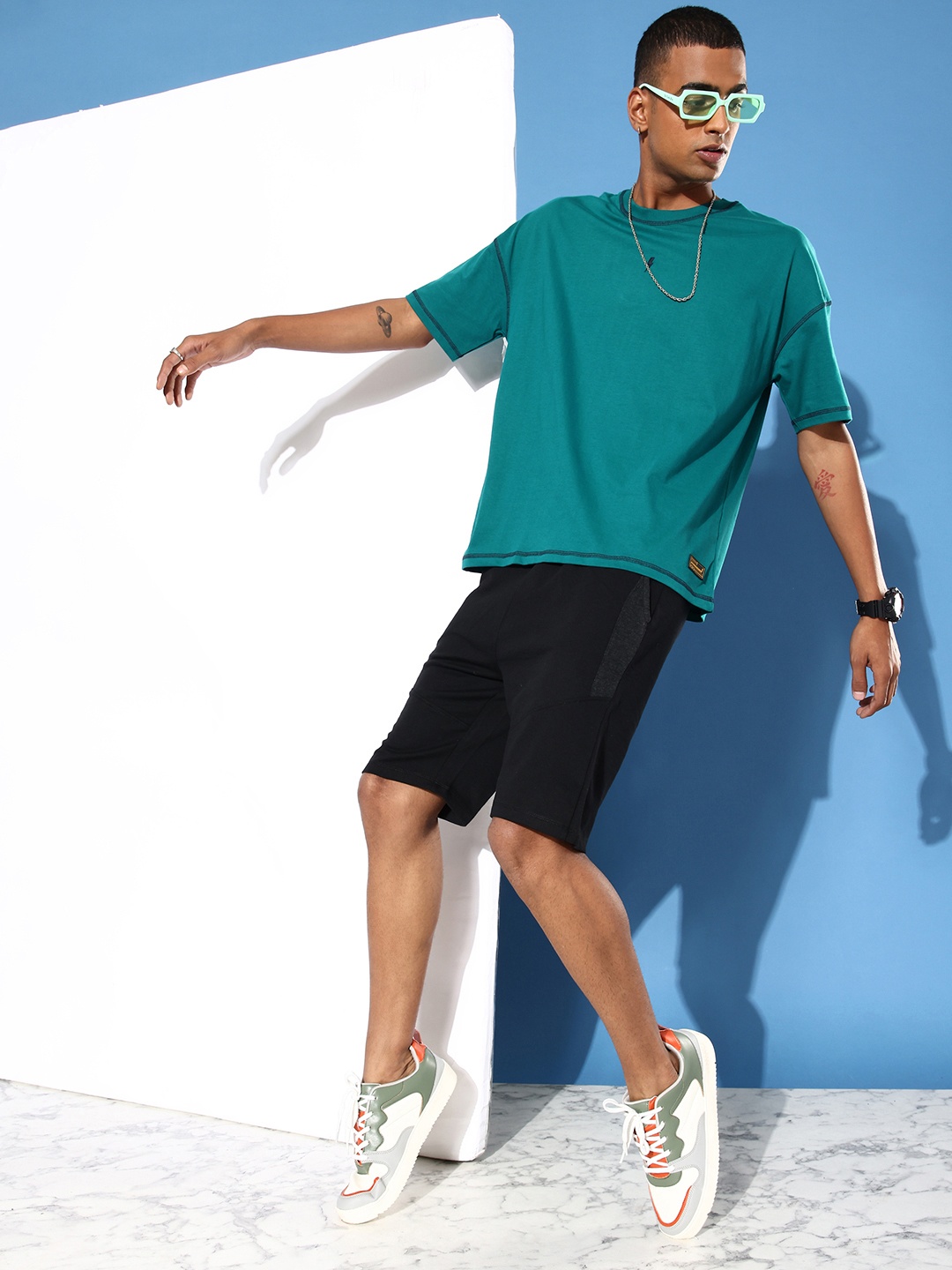 

Stormborn Men Drop-Shoulder Sleeves Oversized Pure Cotton T-shirt, Green