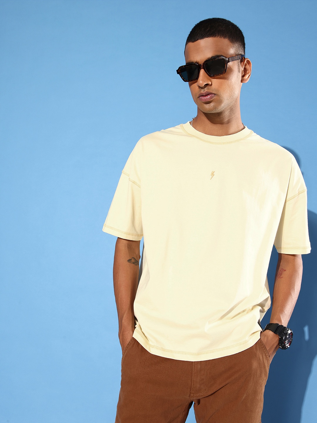 

Stormborn Men Drop-Shoulder Sleeves Oversized Pure Cotton T-shirt, Off white