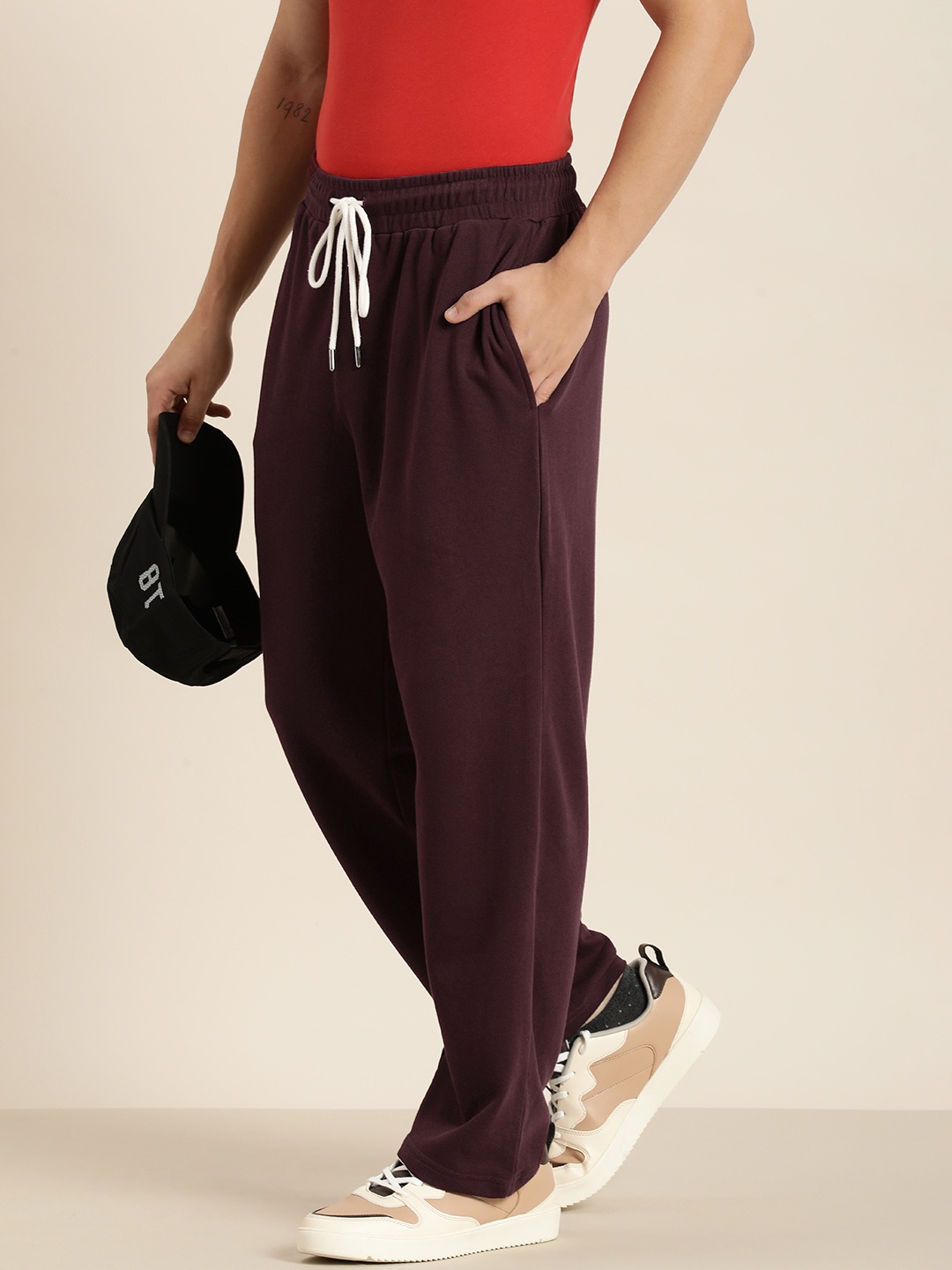 

DILLINGER Men Lightweight Relaxed Fit Baggy Kintted Track Pants, Burgundy