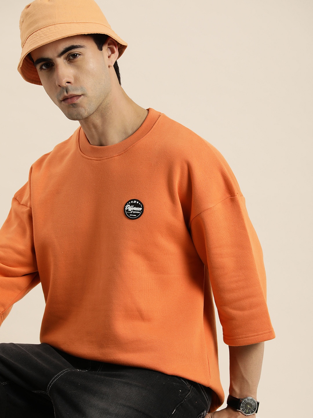 

Difference of Opinion Men Oversized Fleece Sweatshirt with Applique Detail, Orange