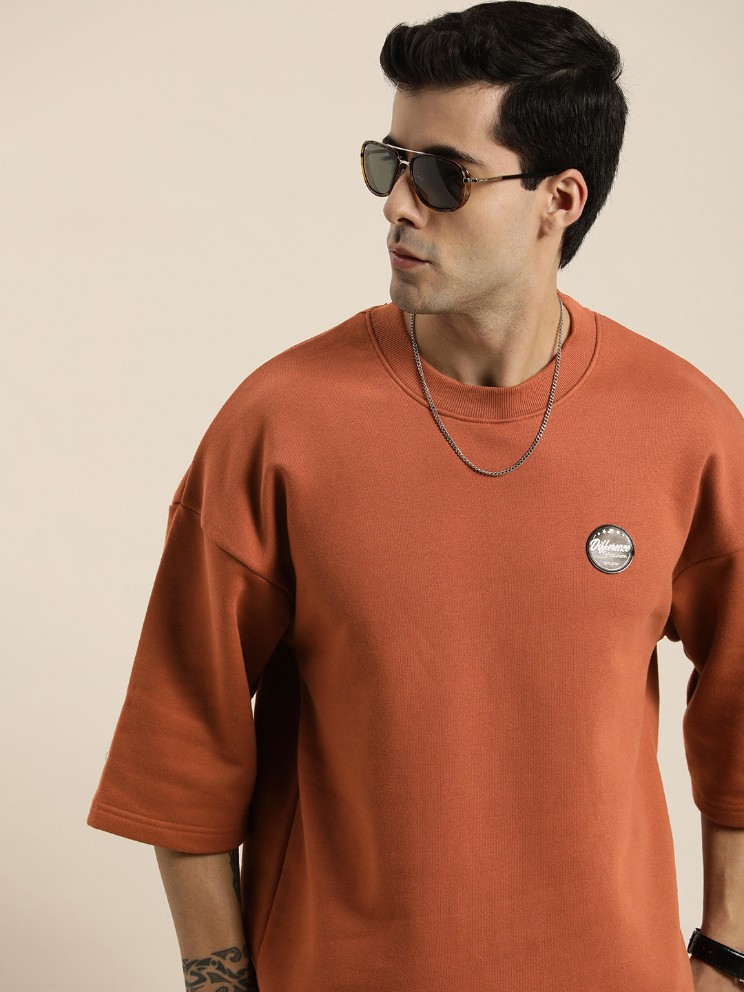 

Difference of Opinion Men Oversized Fleece Sweatshirt with Applique Detail, Brown