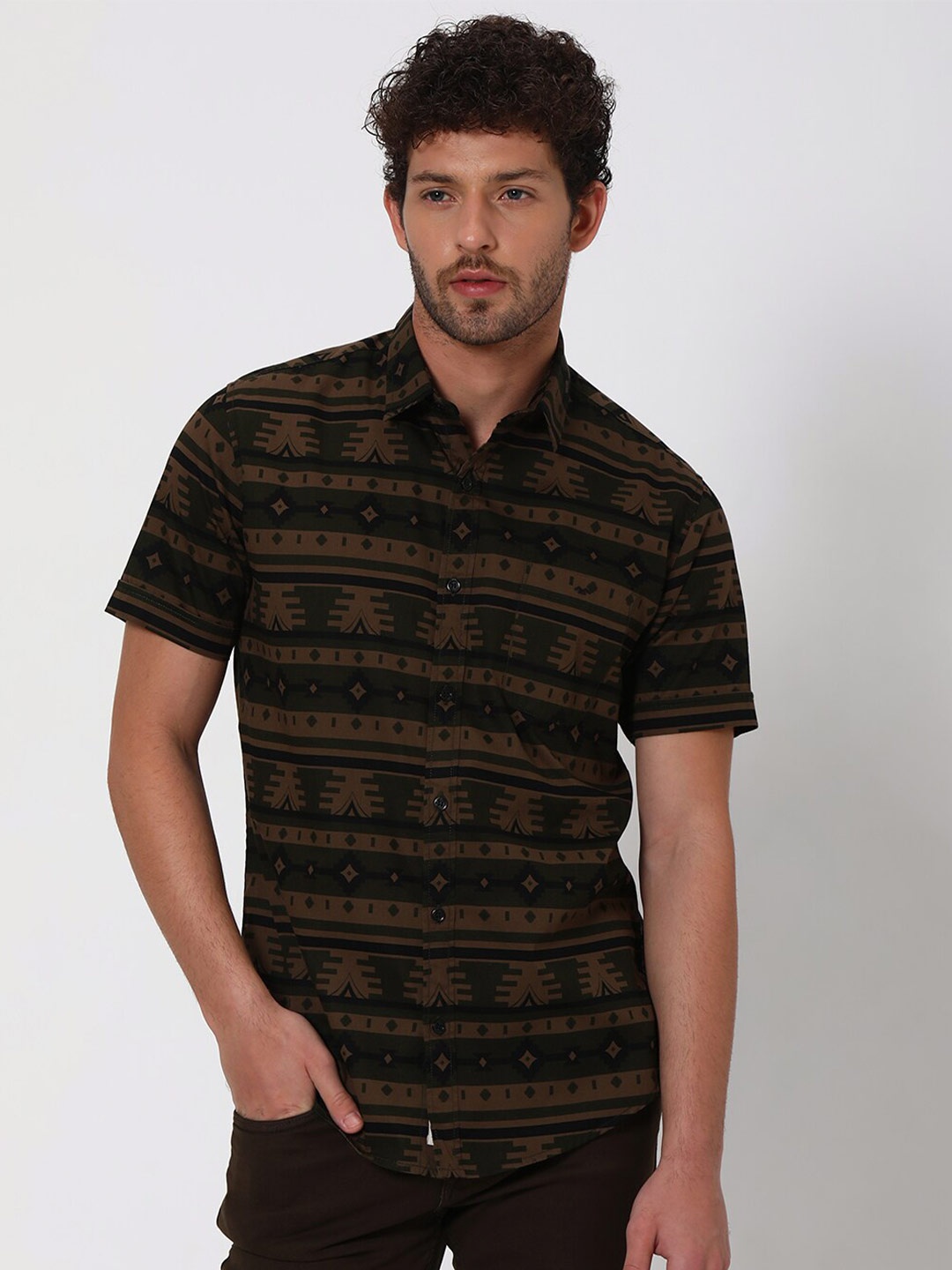

Mufti Slim Fit Horizontal Geometric Printed Pure Cotton Casual Shirt, Olive