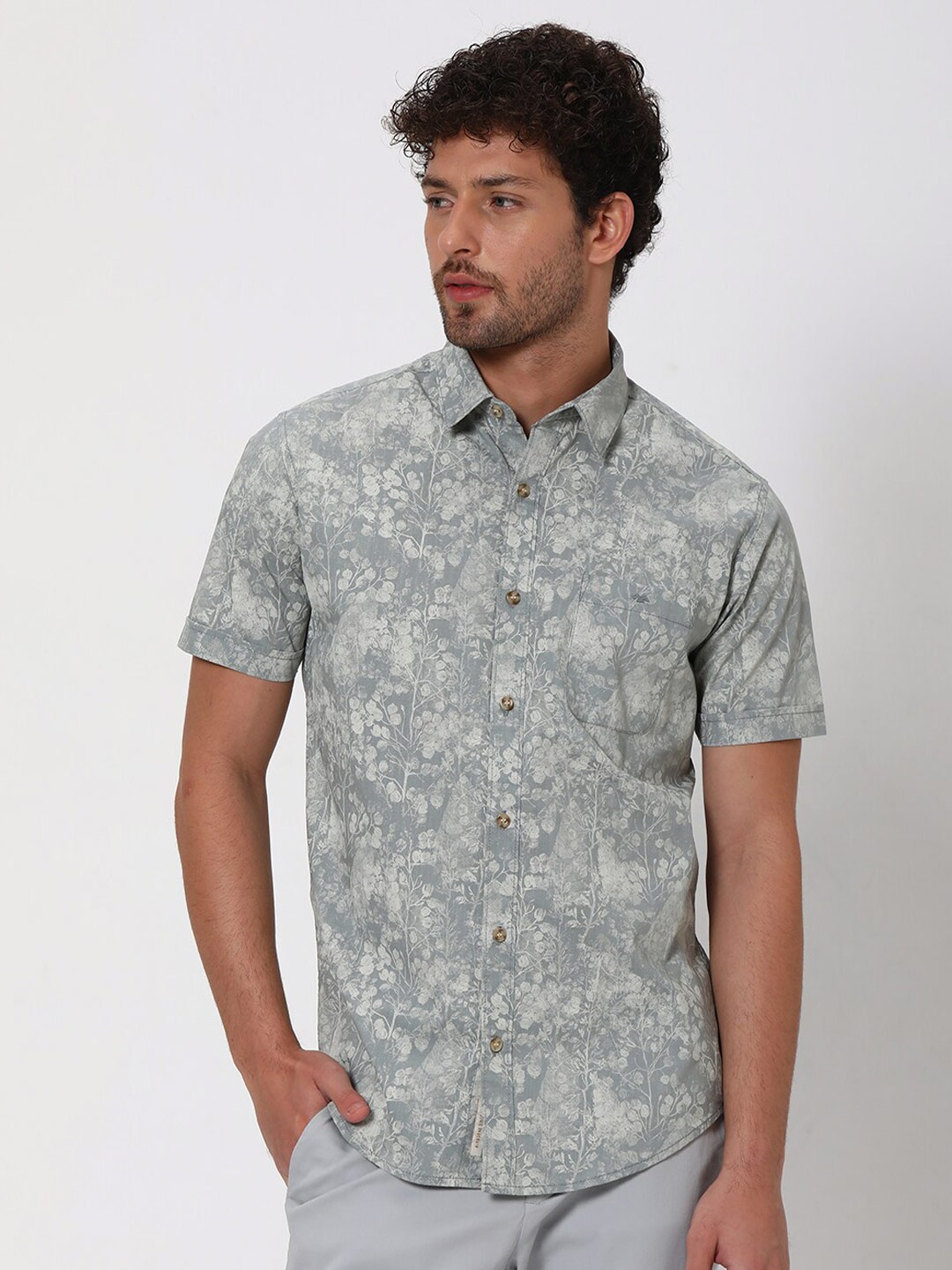 

Mufti Slim Fit Floral Printed Pure Cotton Casual Shirt, Grey