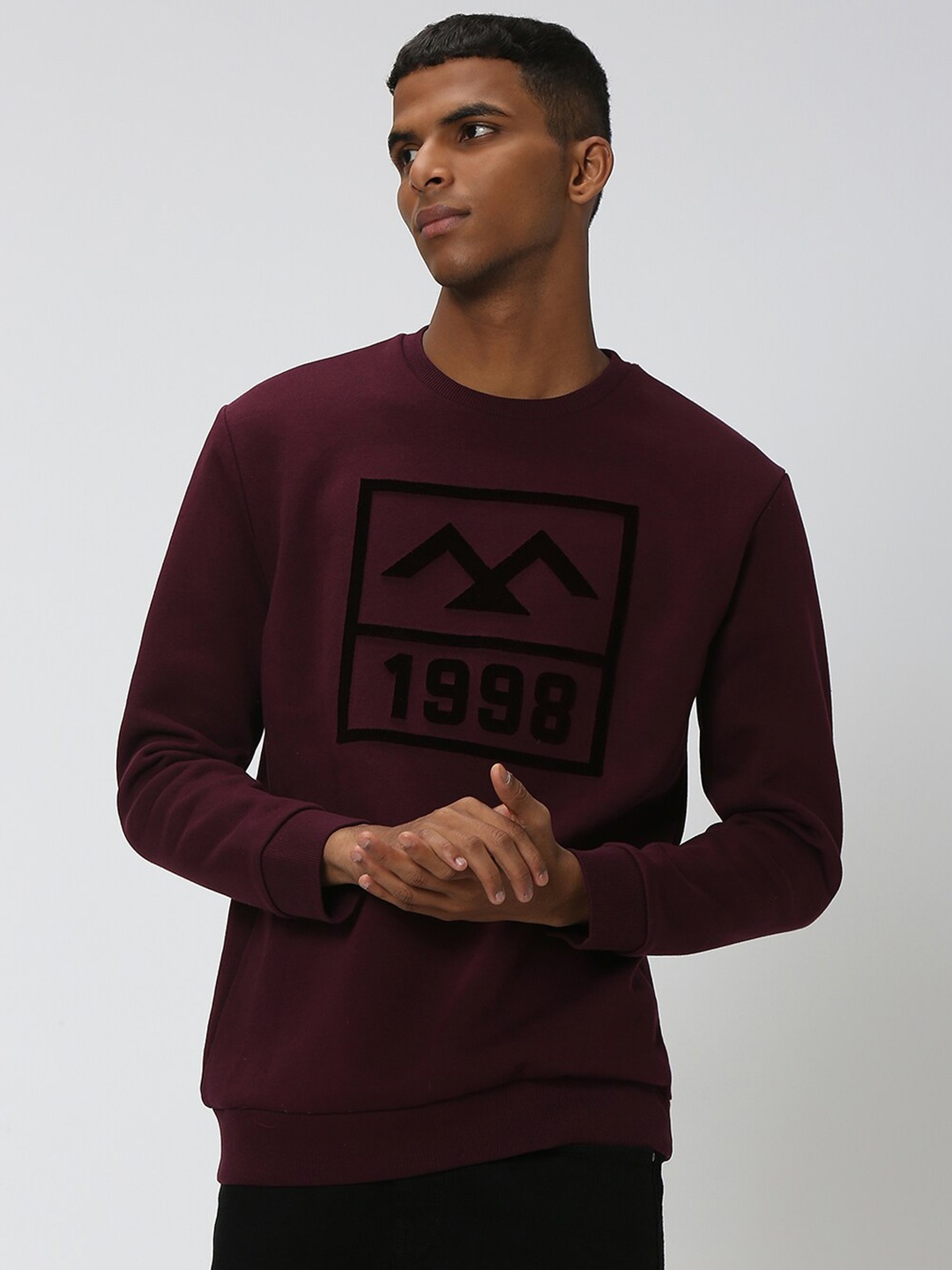 

Mufti Typography Printed Pullover Sweatshirt, Maroon