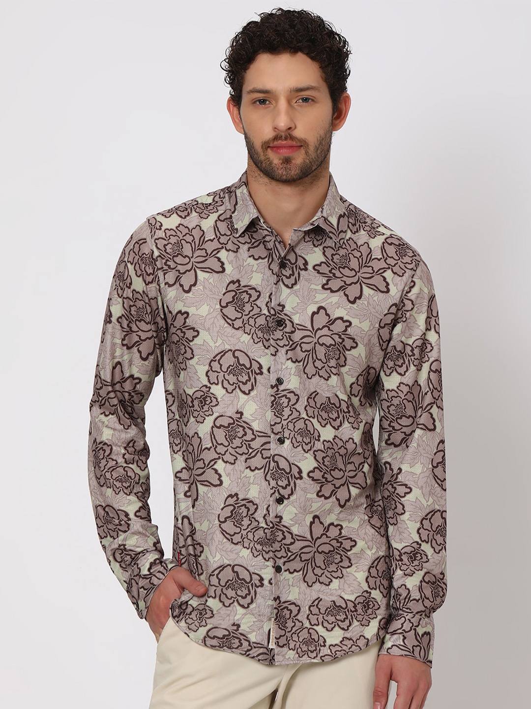 

Mufti Slim Fit Floral Printed Casual Shirt, Maroon