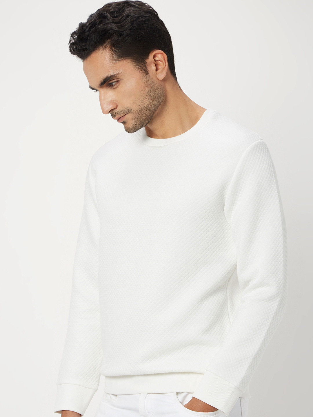 

Mufti Round Neck Long Sleeves Pullover Sweatshirt, White