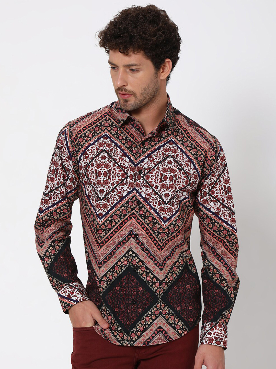 

Mufti Slim Fit Opaque Printed Pure Cotton Casual Shirt, Black