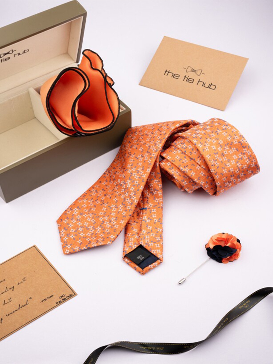 

The Tie Hub Men Necktie with Pocket Square & Cufflink Gift Set, Orange