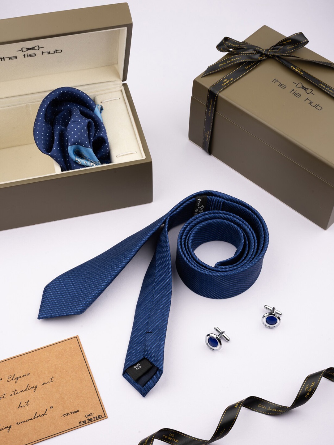 

The Tie Hub Men Printed Accessory Gift Set, Blue