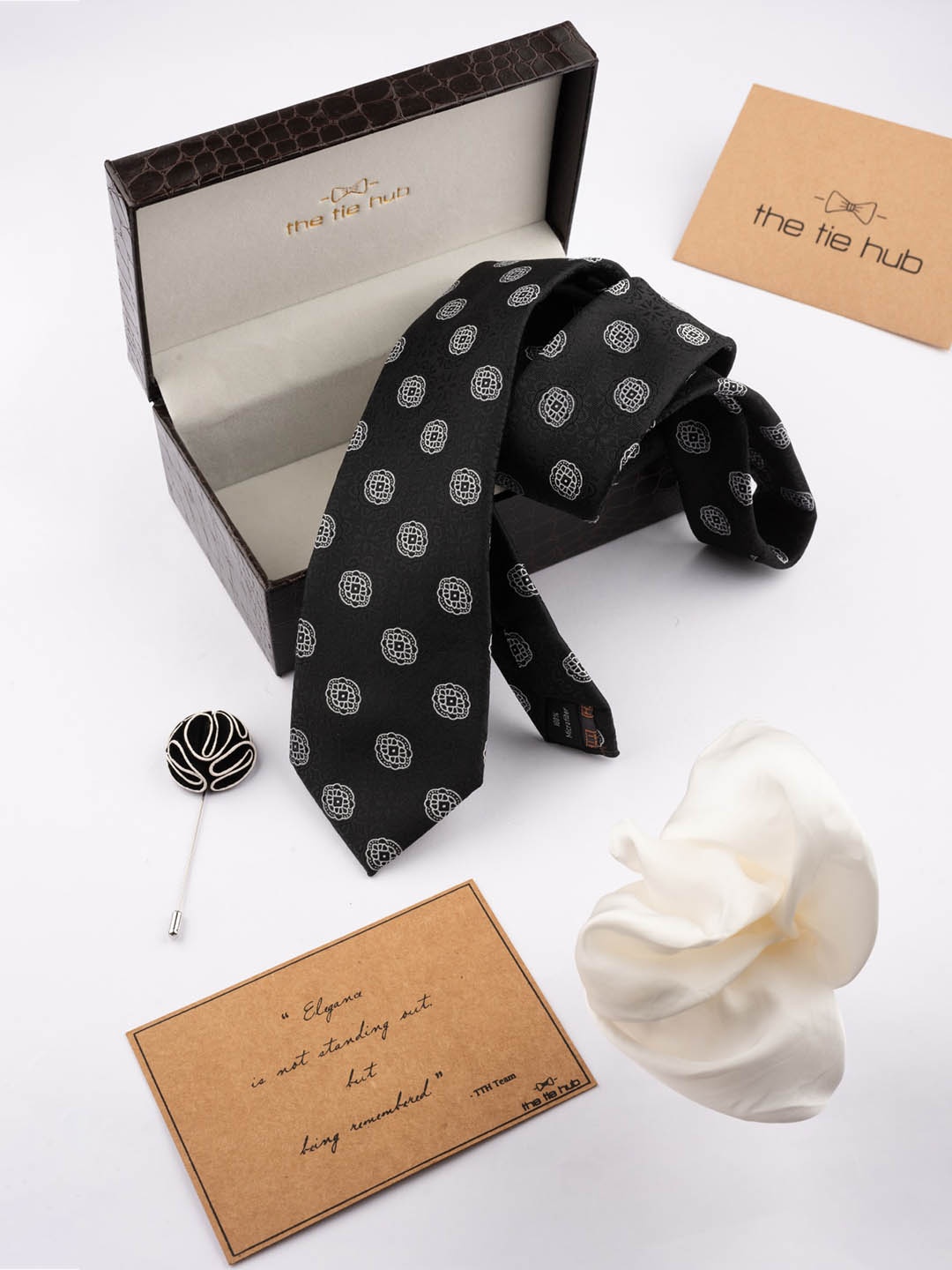

The Tie Hub Men Printed Accessory Gift Set, Black